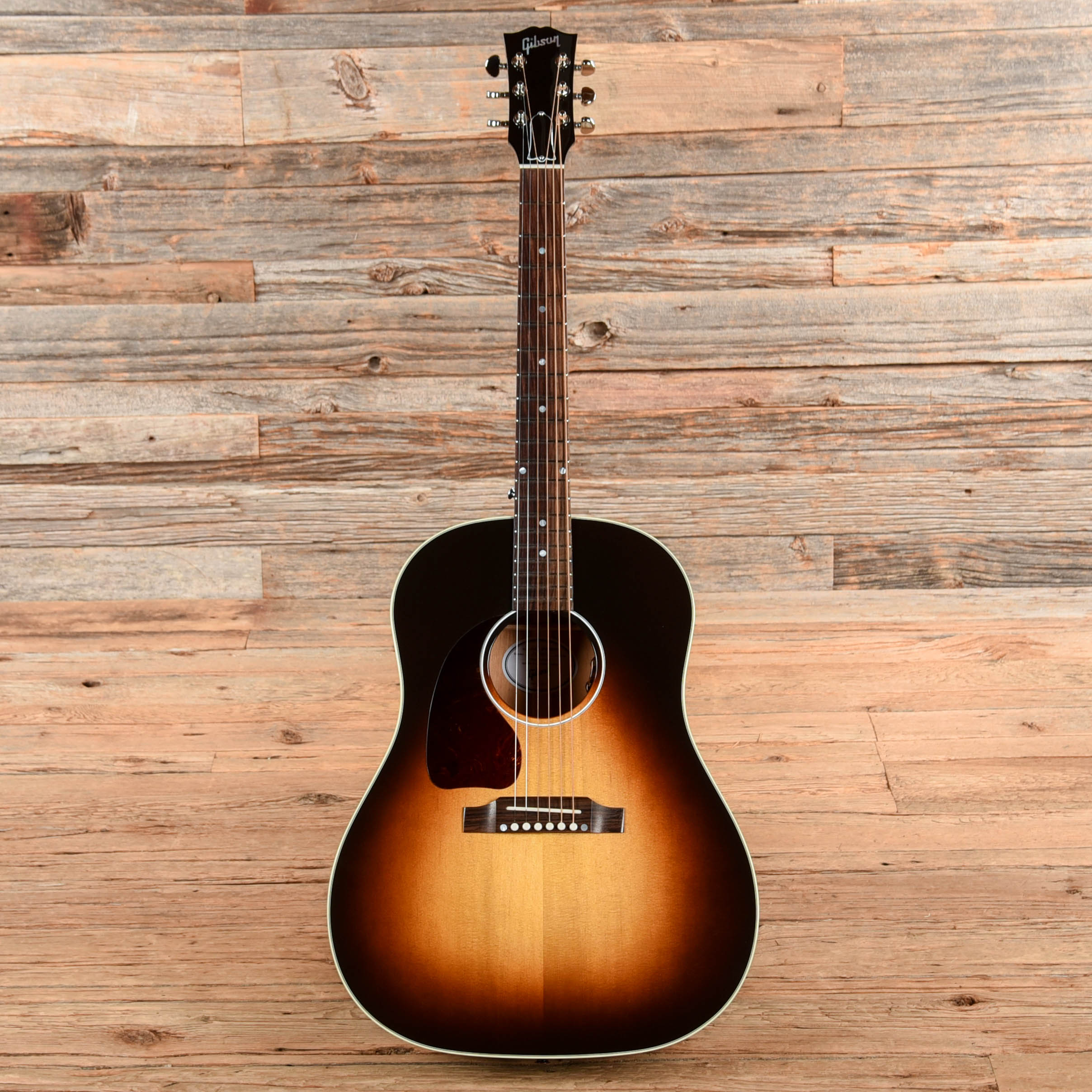 Gibson J-45 Standard Sunburst 2025 LEFTY
