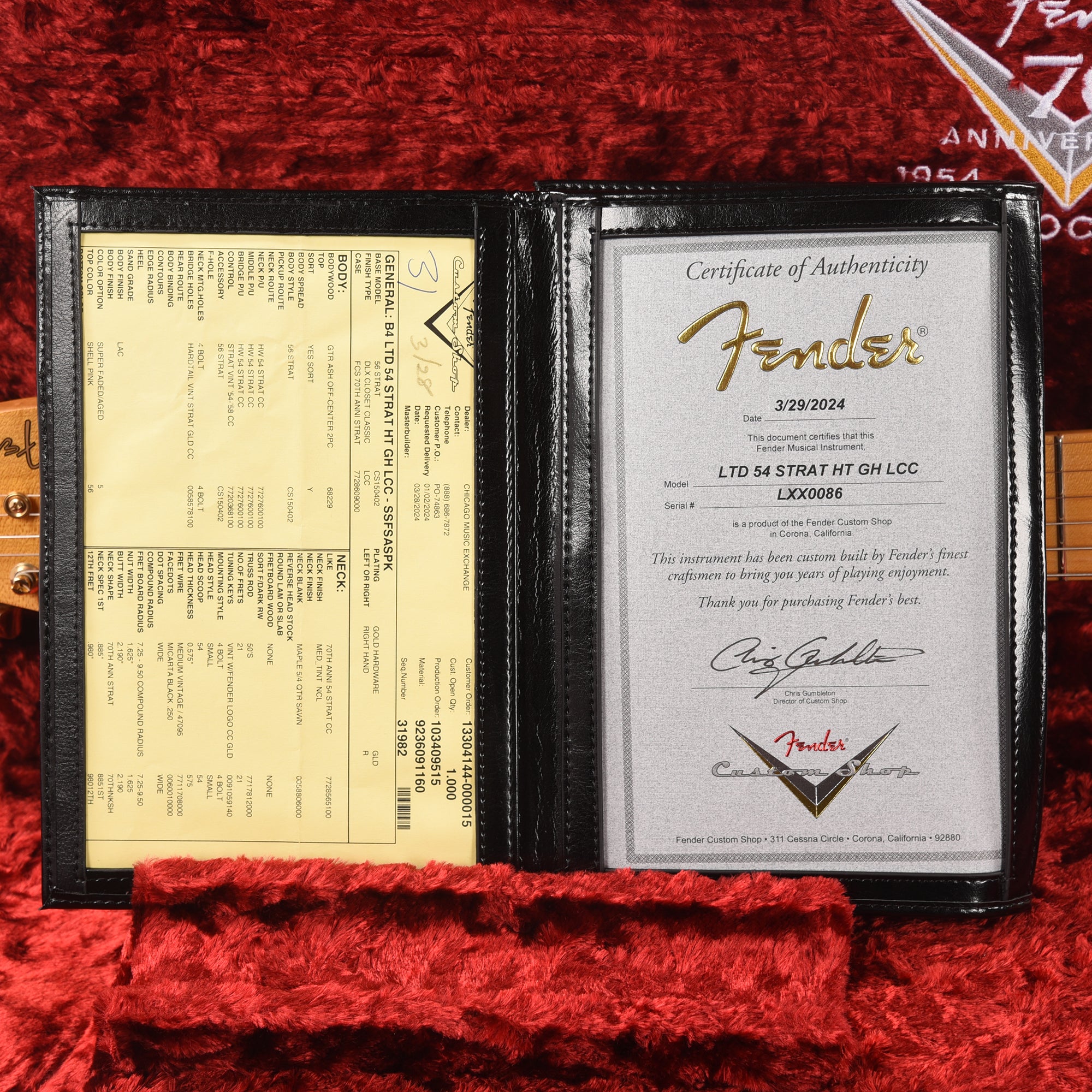 Fender Custom Shop Limited Edition '54 Hardtail Stratocaster Deluxe Closet Classic with Gold Hardware Super/Super Faded Aged Shell Pink