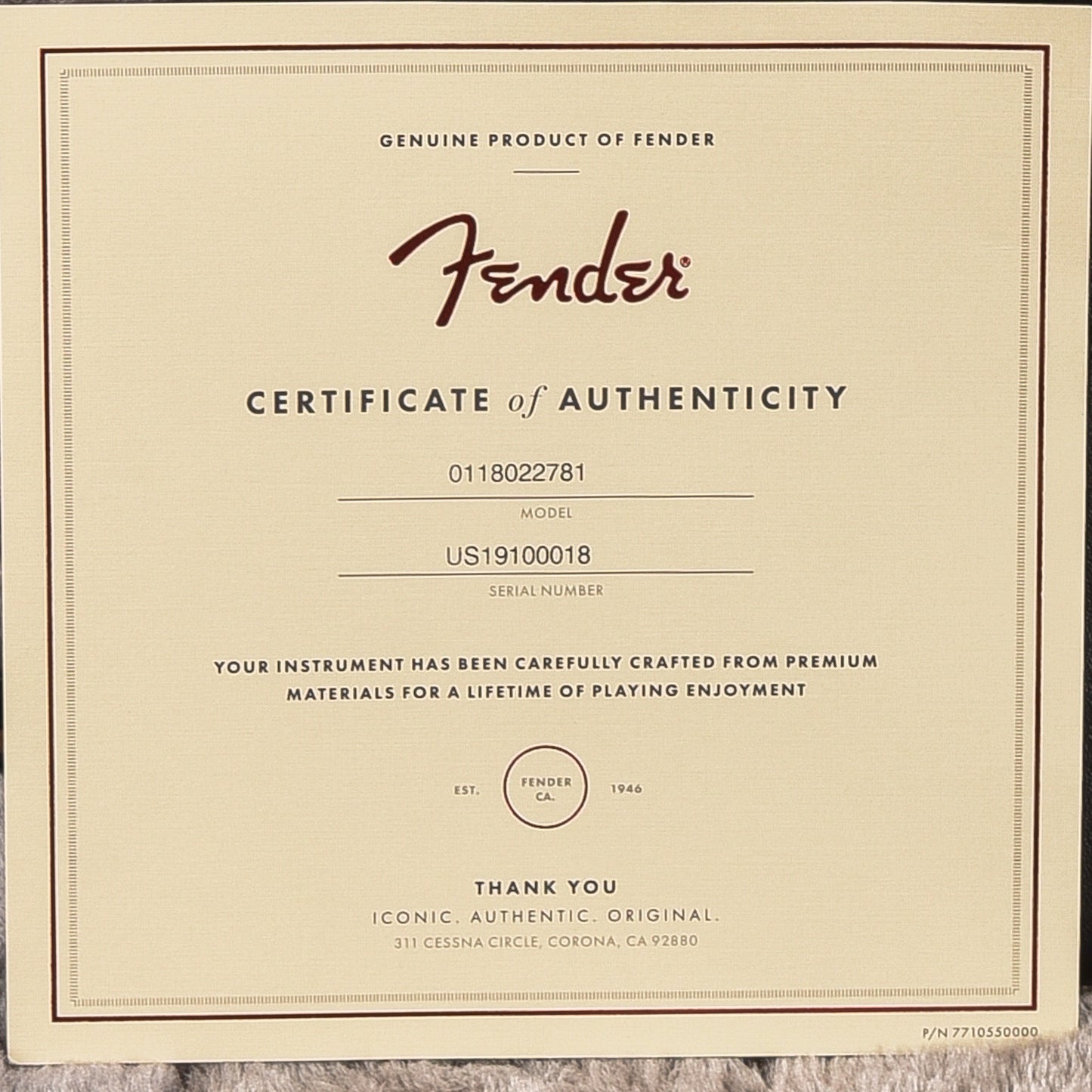 Fender American Ultra Stratocaster HSS Arctic Pearl 2019