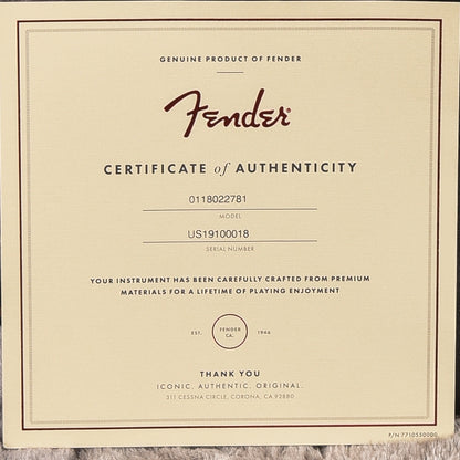 Fender American Ultra Stratocaster HSS Arctic Pearl 2019