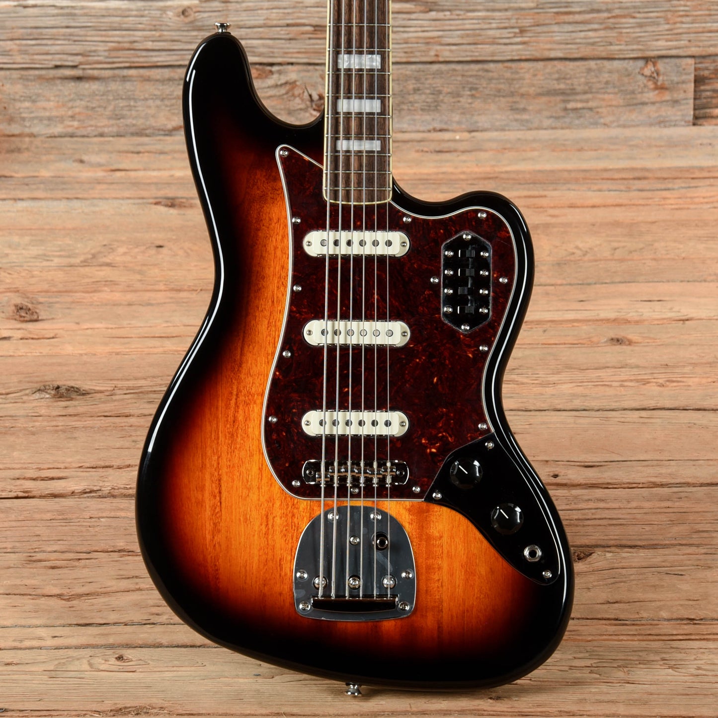Squier Classic Vibe Bass VI Sunburst 2024
