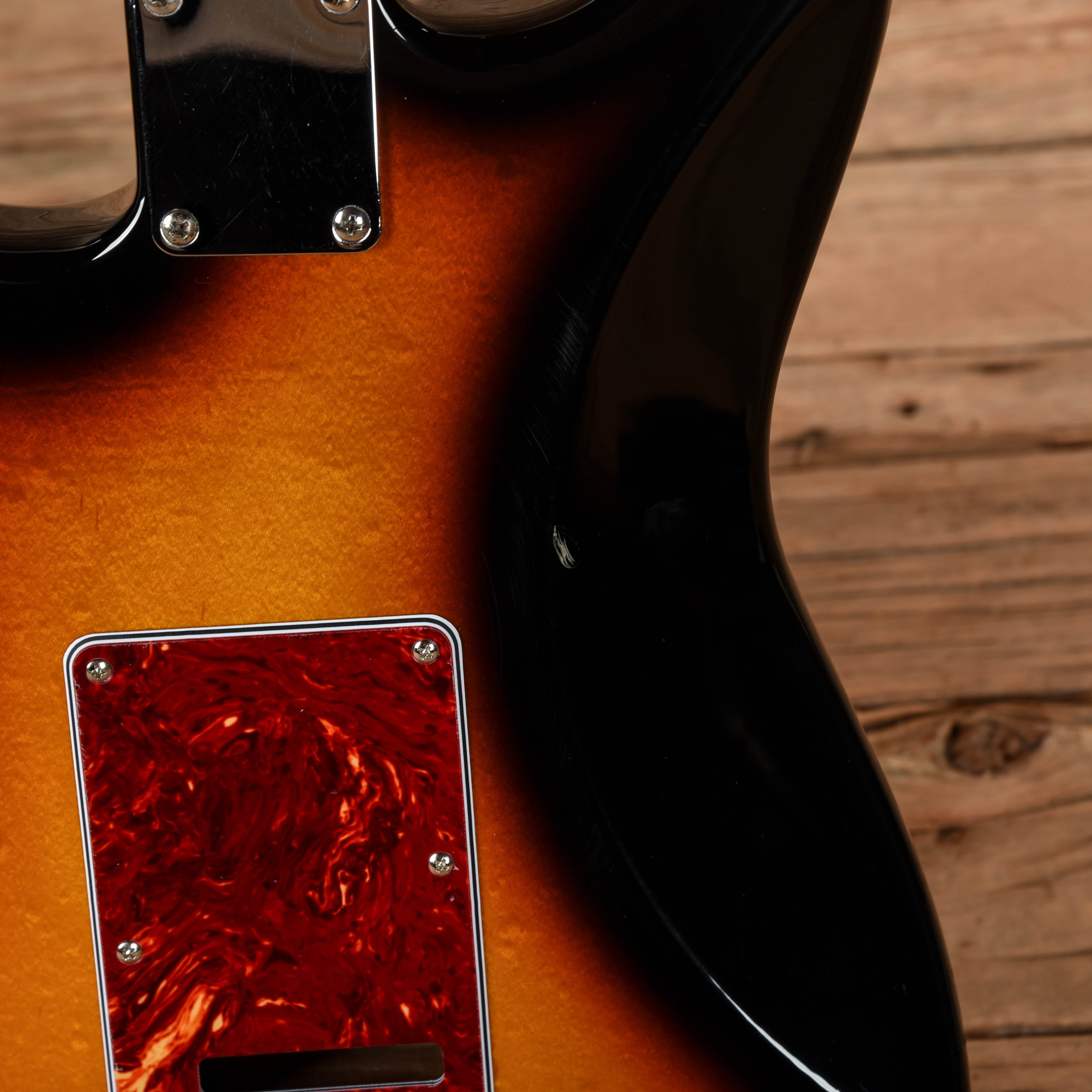 Fender Standard Stratocaster HSS Sunburst 2009