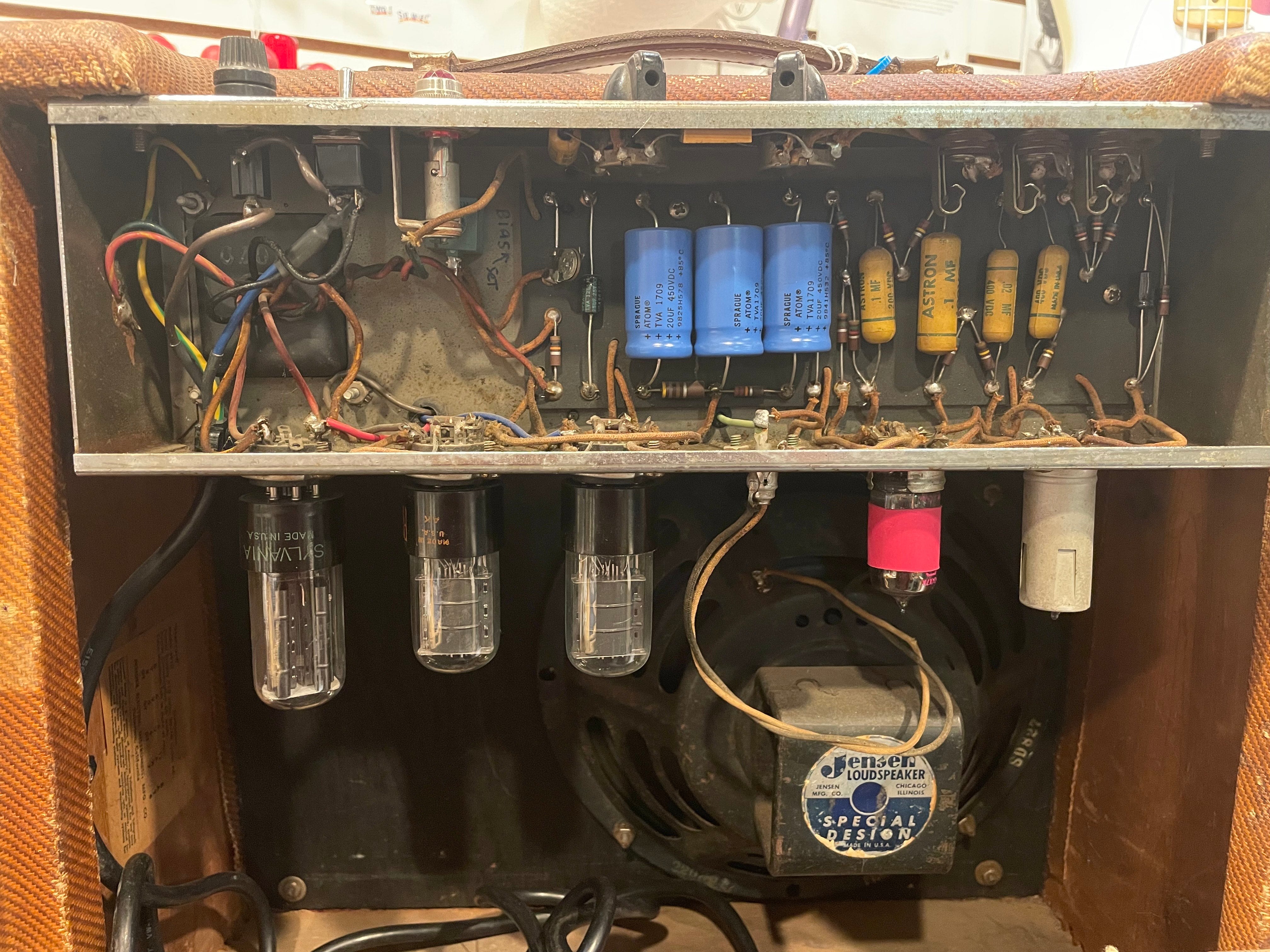 Fender Harvard 5F10 10-Watt 1x10 Amp  1960