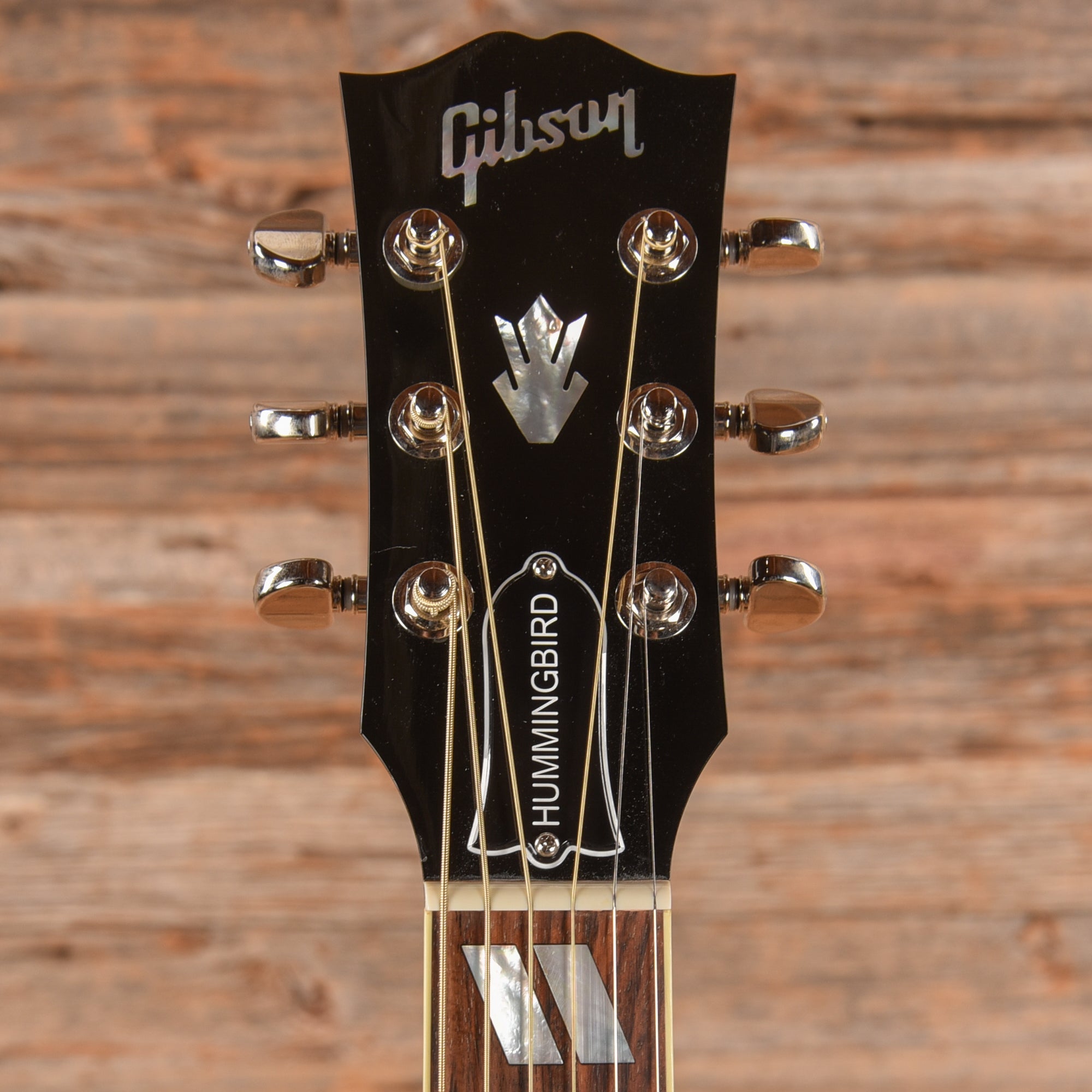 Gibson Modern Hummingbird Standard Sunburst 2023