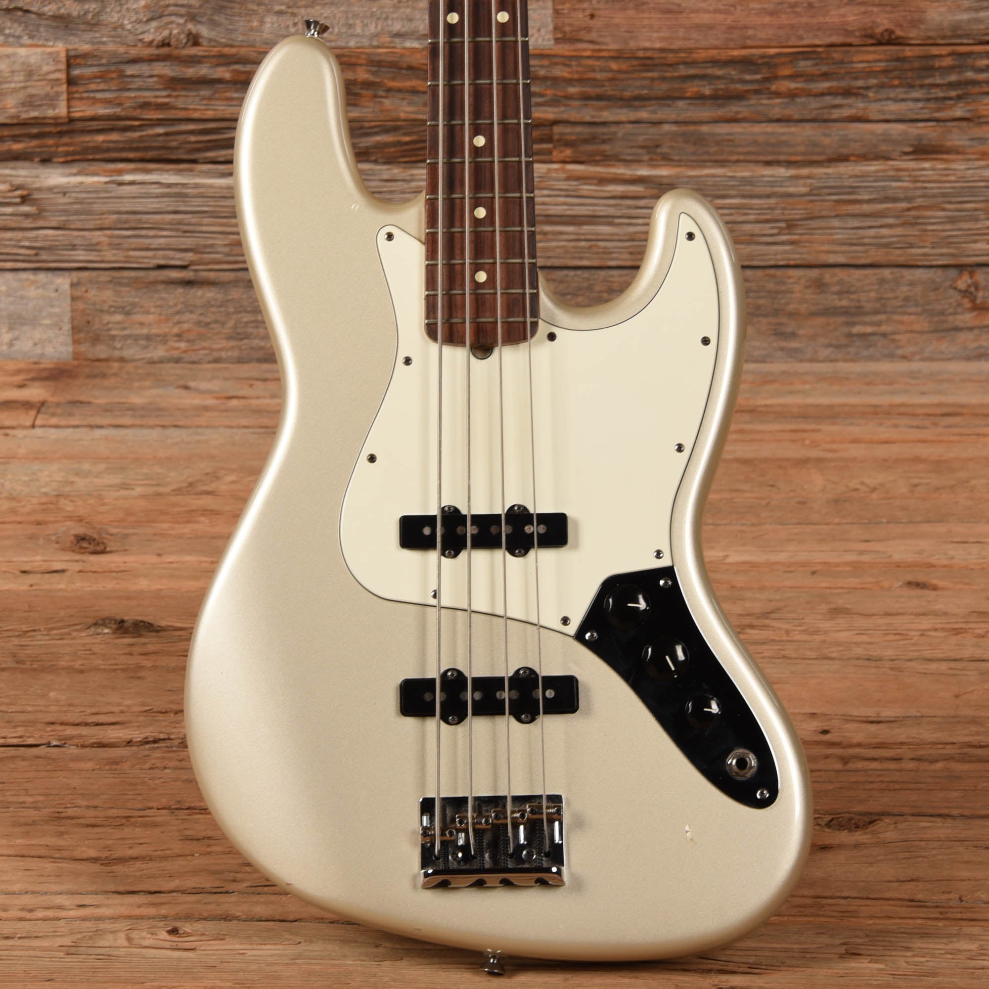 Fender American Standard Jazz Bass Blizzard Pearl 2011 – Chicago
