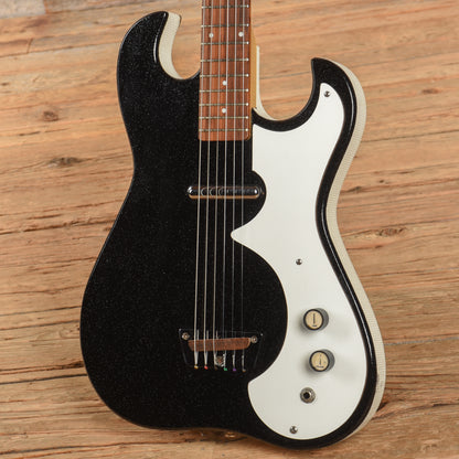 Silvertone 1448 w/Amp in Case Black