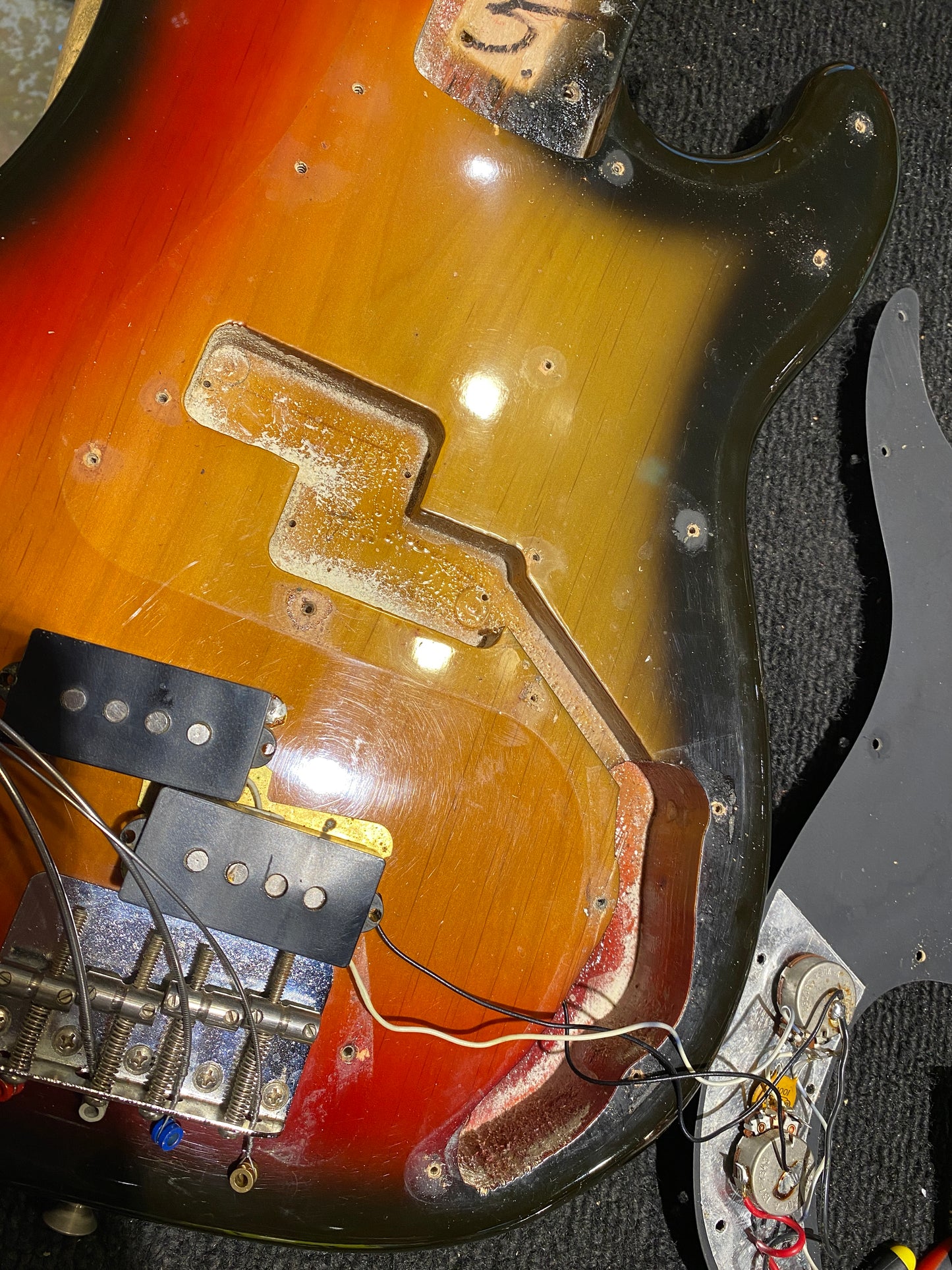 Fender Precision Bass Sunburst 1973