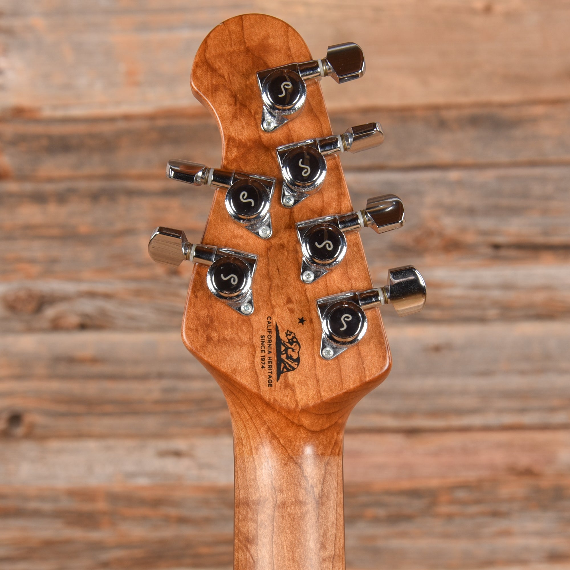 Music Man Stingray RS Coral Red 2018