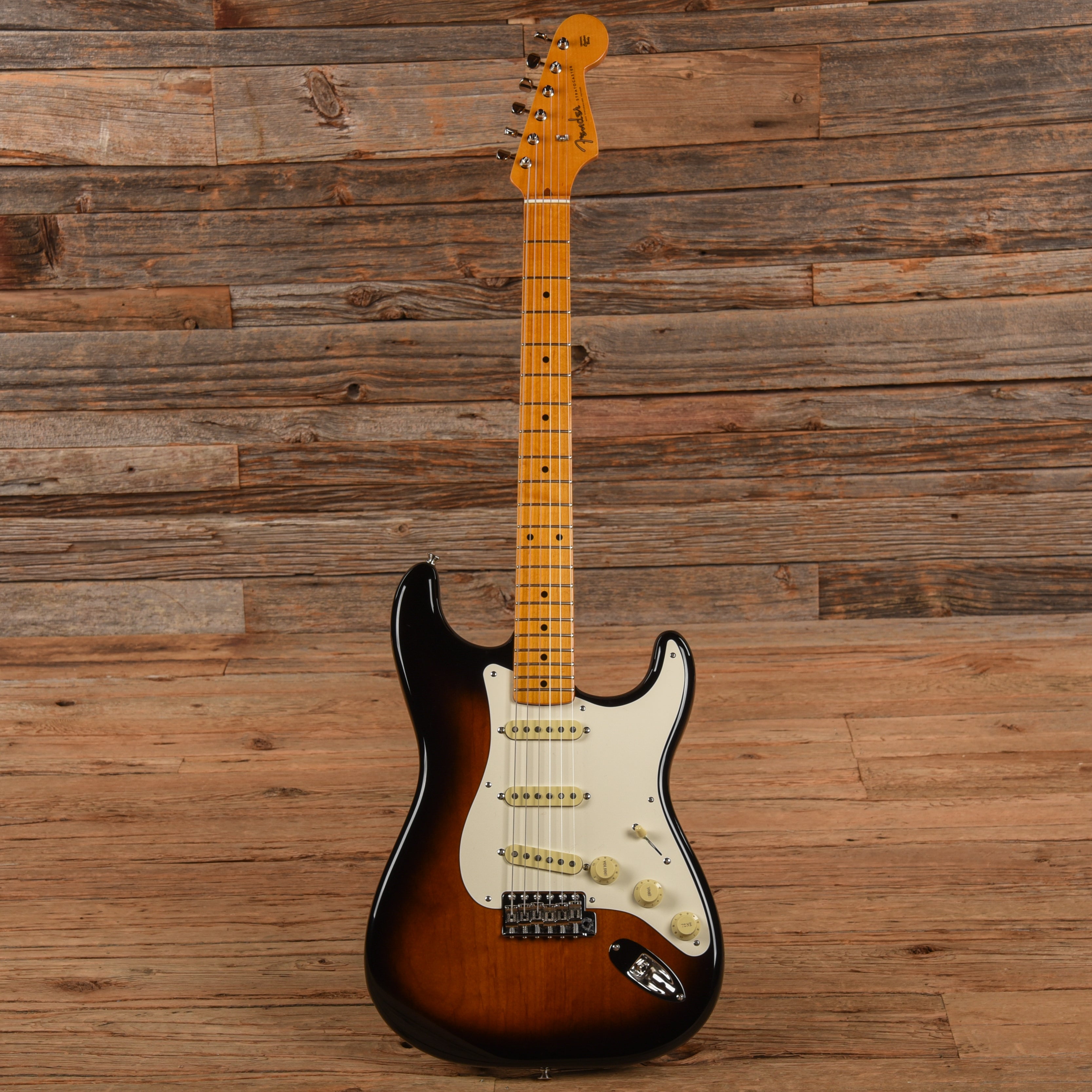Fender American Vintage II '57 Stratocaster Sunburst 2024