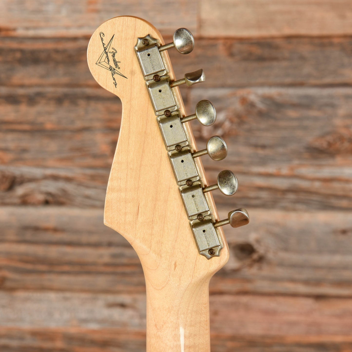 Fender Custom Shop 1957 Stratocaster Hardtail Journeyman Relic 2-Color Sunburst 2023