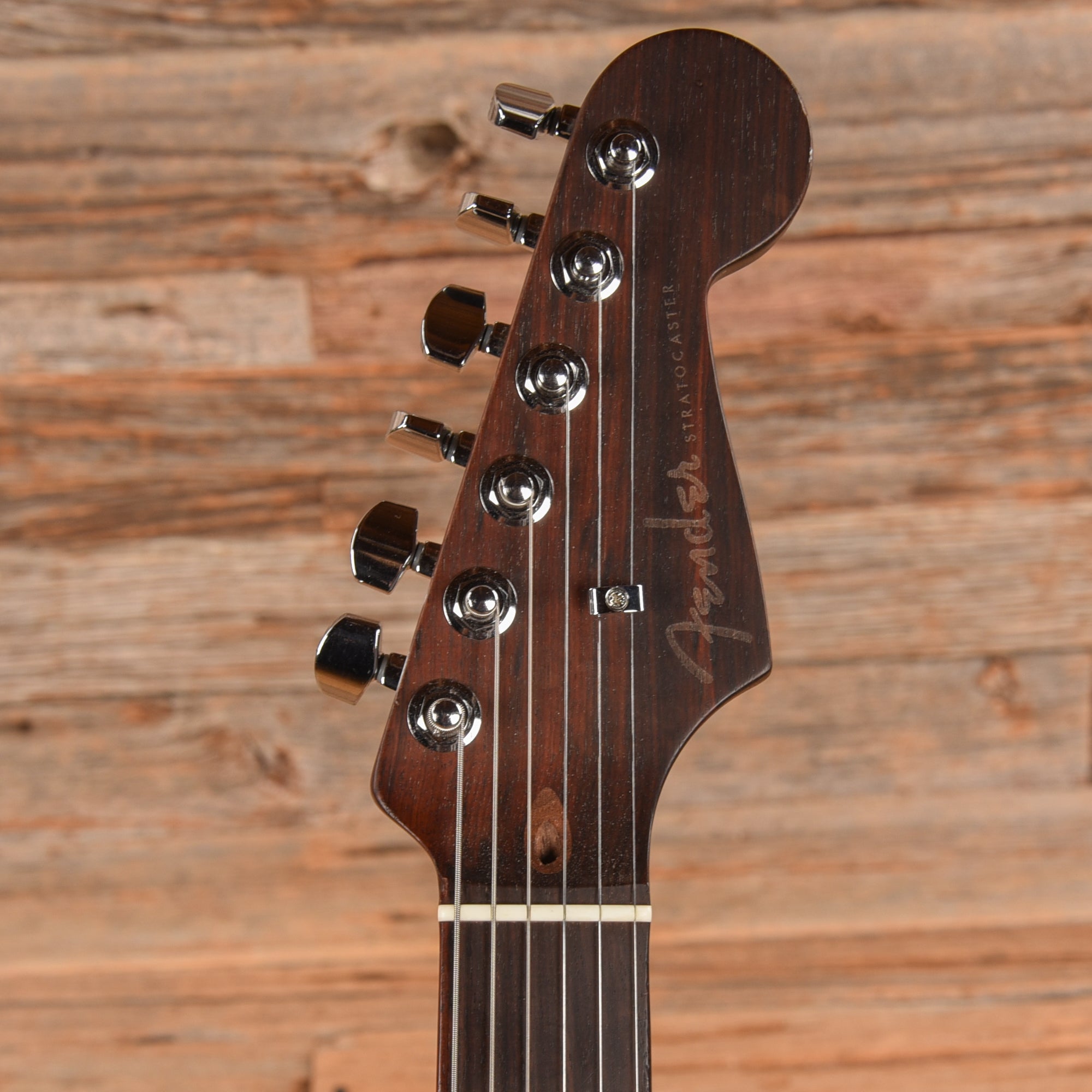 Fender Limited Edition American Professional II Stratocaster w/Rosewood Neck Shell Pink 2021