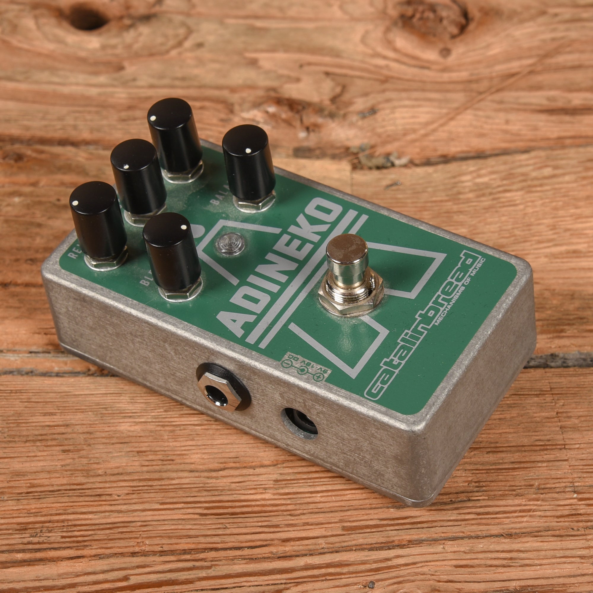 Catalinbread Adineko Oil Can Delay – Chicago Music Exchange