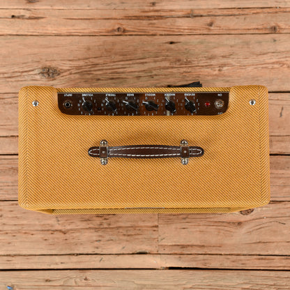 Fender Blues Junior 15-Watt 1x12" Guitar Combo