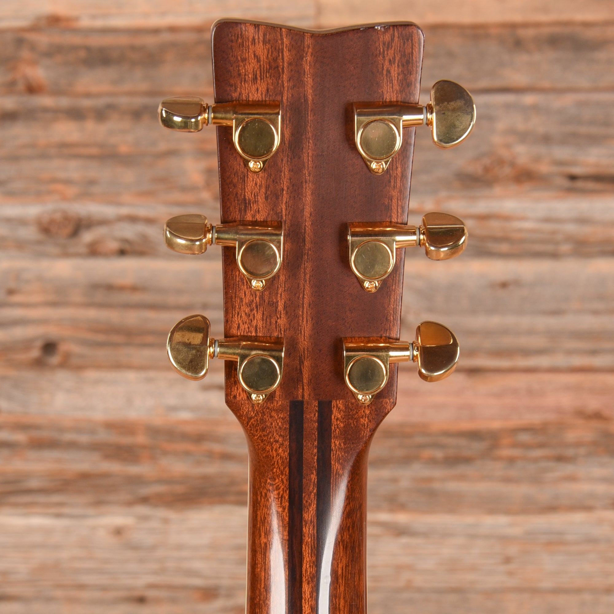 Yamaha LL16M Jumbo Acoustic Natural