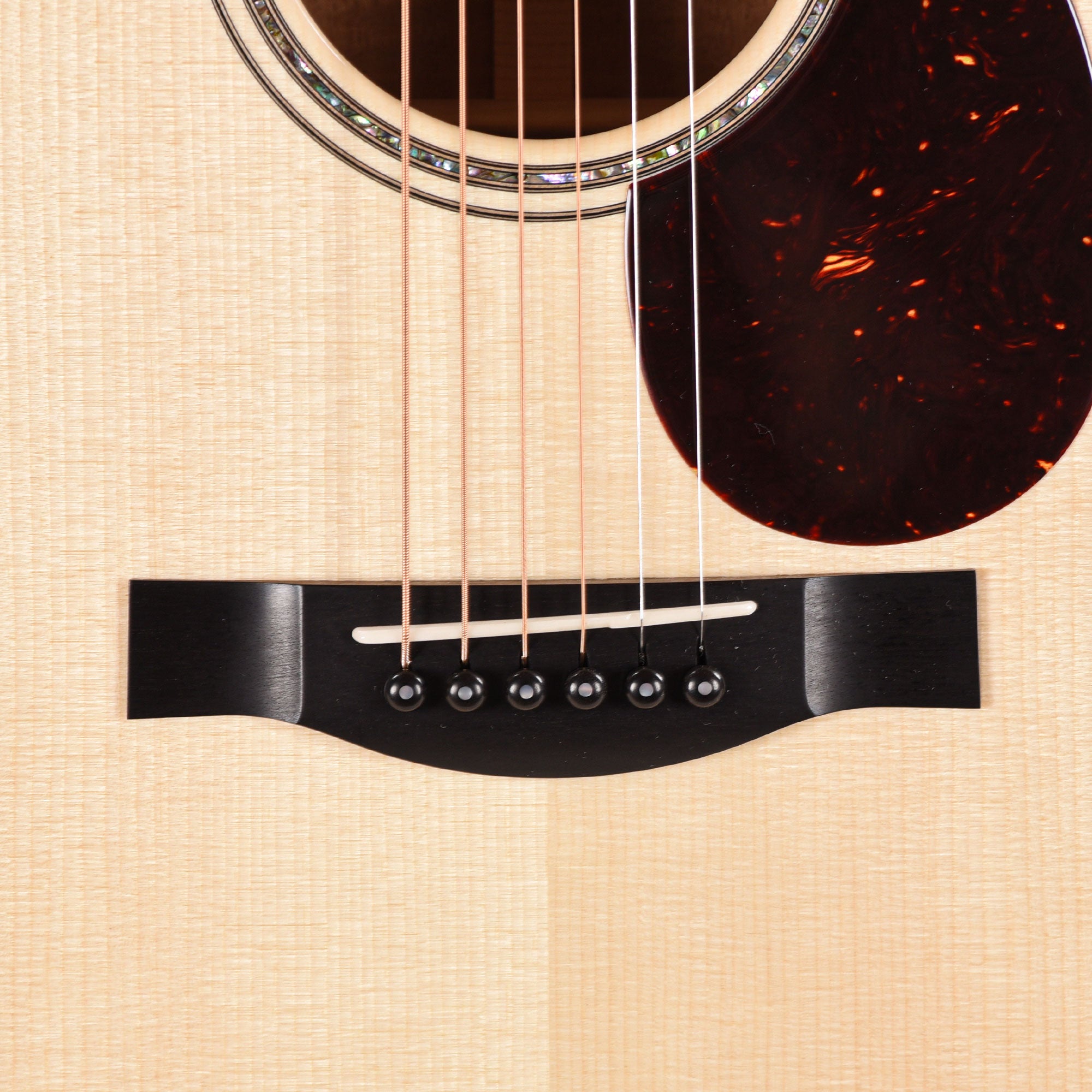 Santa Cruz OM Grand Old Growth Adirondack Spruce/Flamed Mahogany Natural