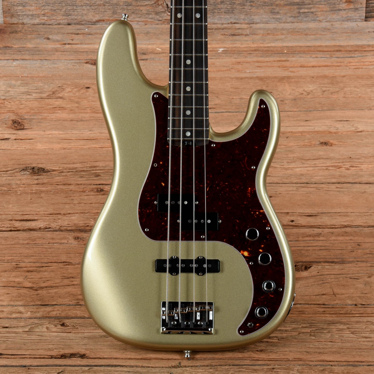 Fender American Elite Precision Bass Champagne 2017