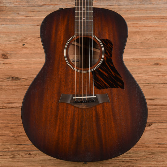 Taylor AD21e Grand Theater Mahogany/Sapele Shaded Edgeburst 2023