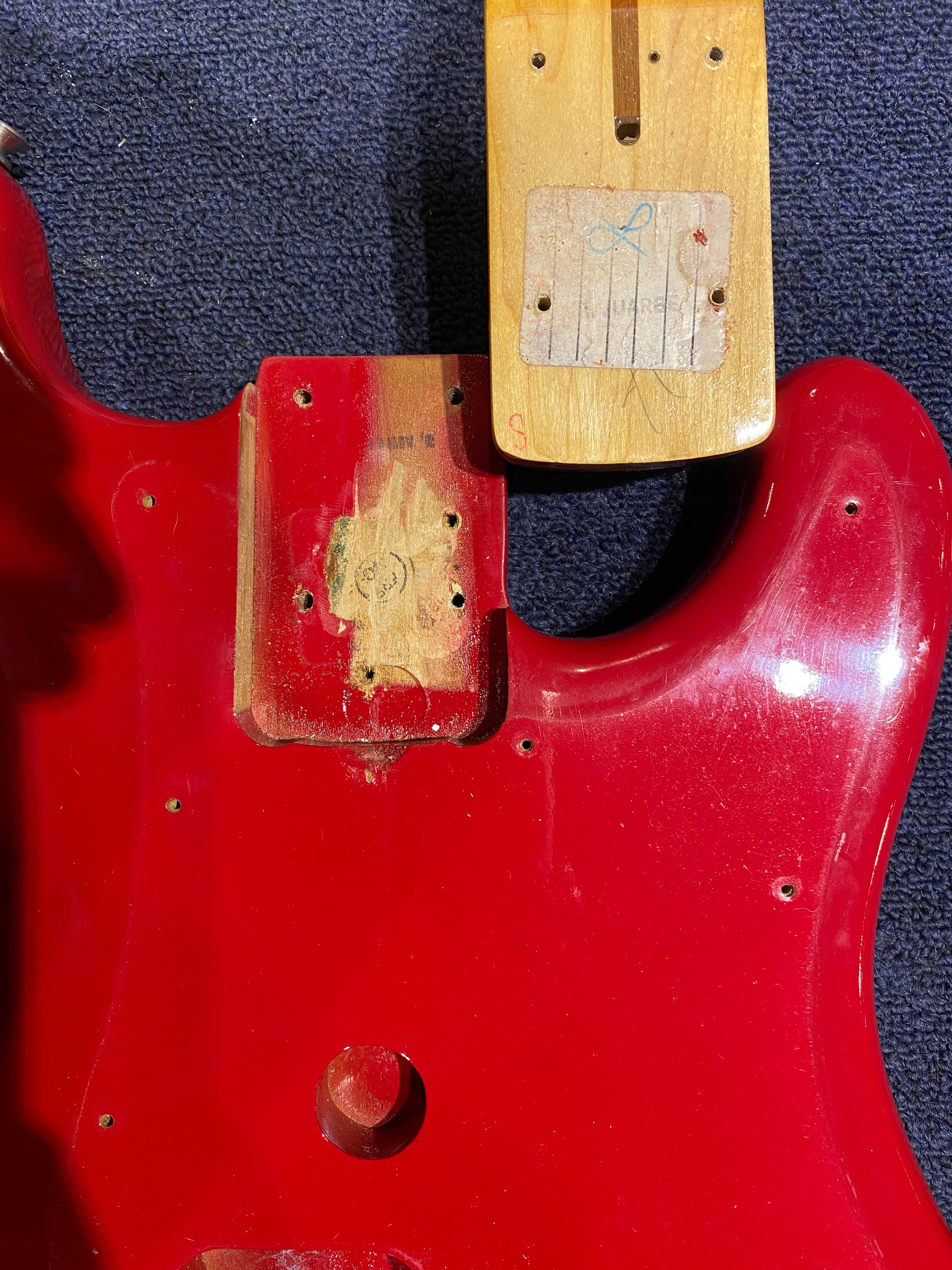 Fender Bullet Bass Deluxe B34 Red 1982