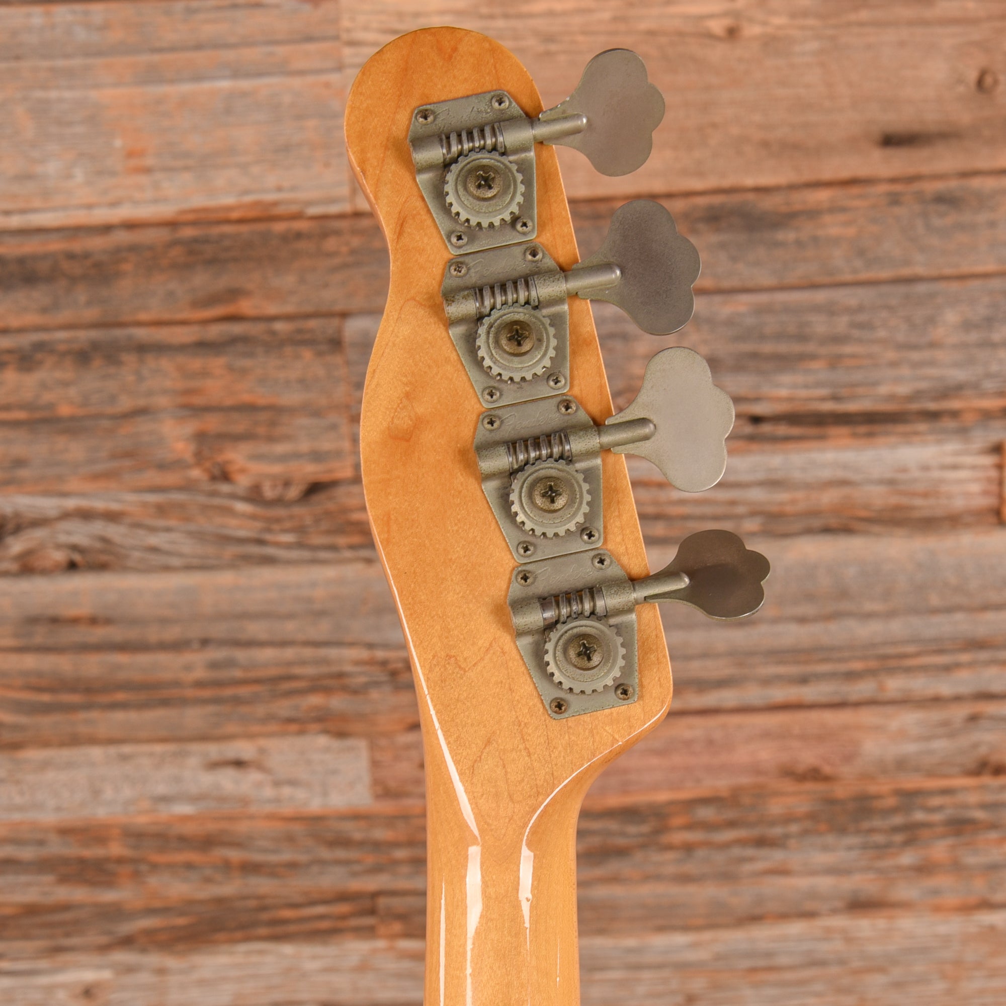 Fender Bullet Bass Deluxe B34 Red 1982