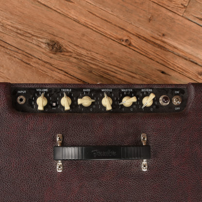 Fender Blues Junior III Limited Edition Wine Red 15-Watt 1x12" Guitar Combo Amp