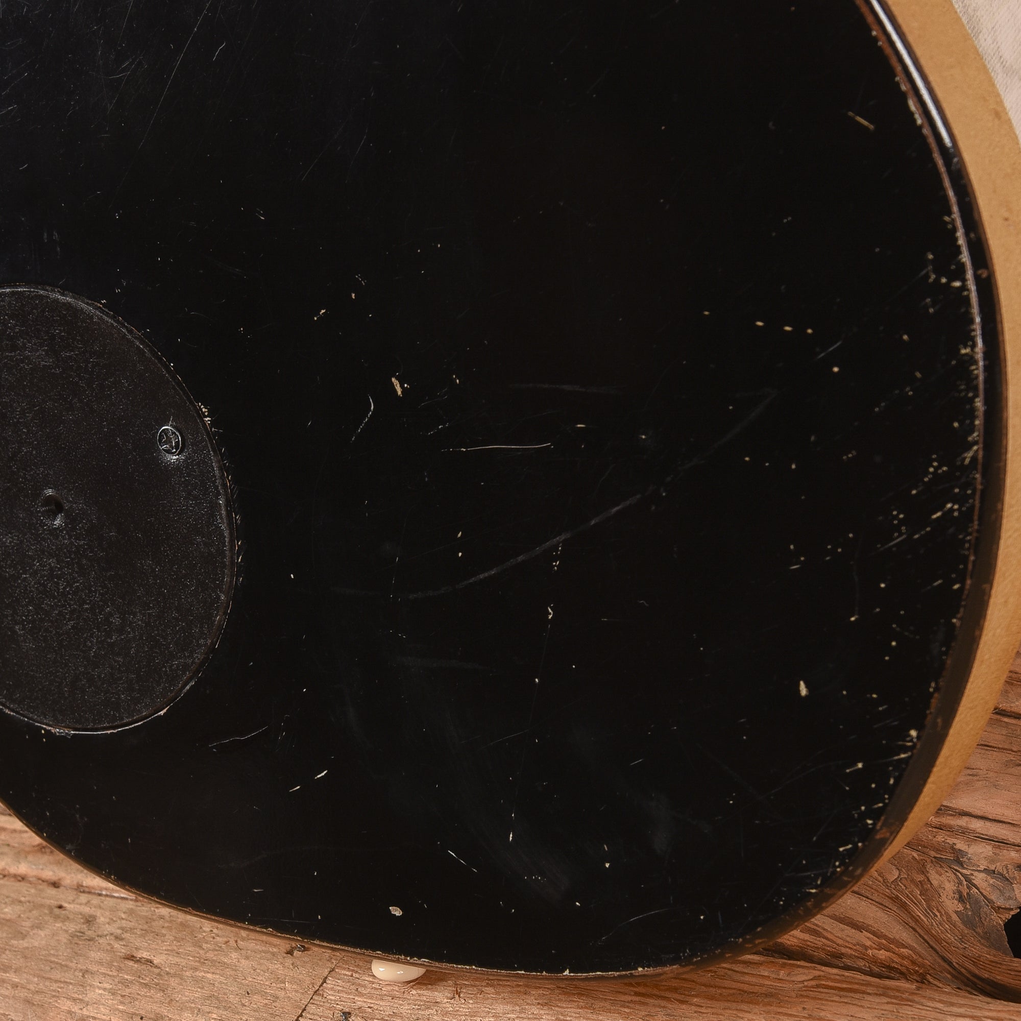 Silvertone Peanut Body Black 1960s