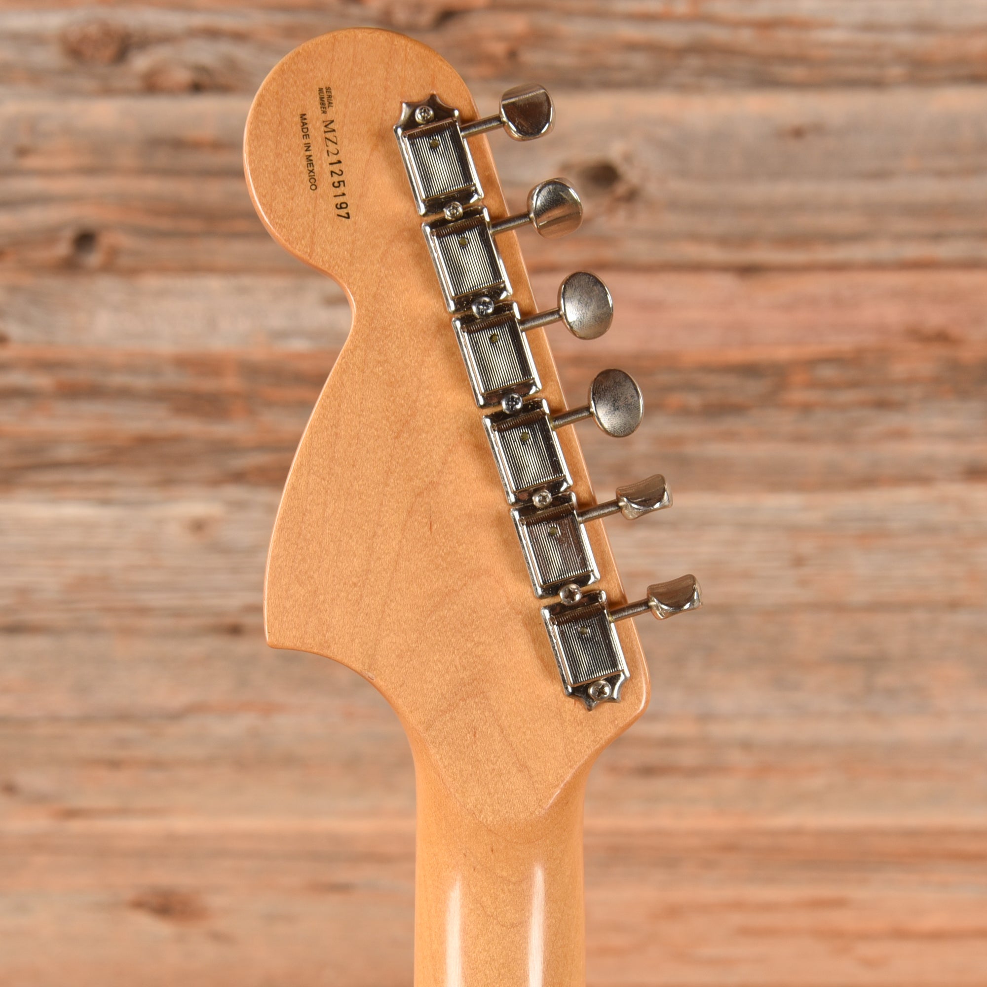 Fender Tom Delonge Stratocaster Daphne Blue 2001