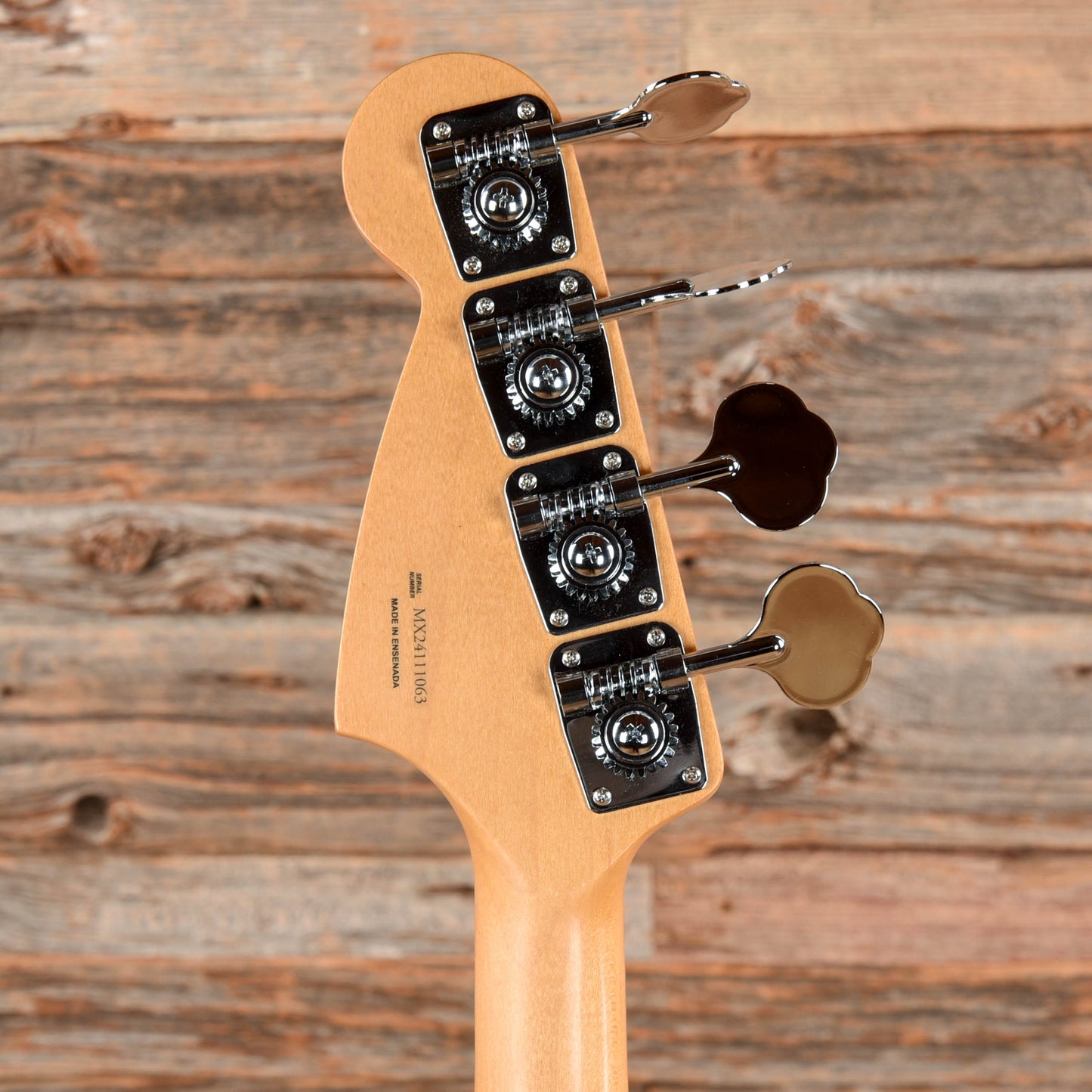 Fender Player II Mustang Bass PJ White 2024