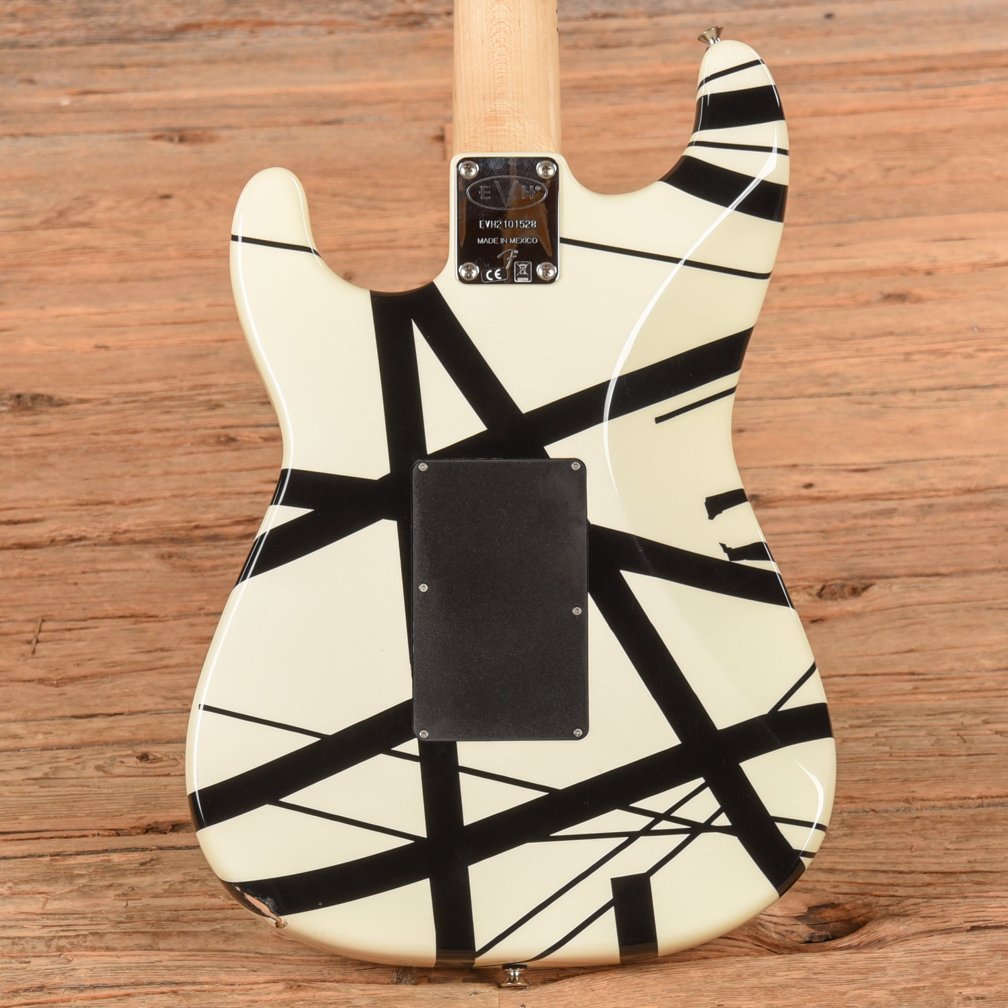 EVH Striped Series White w/ Black Stripes 2021