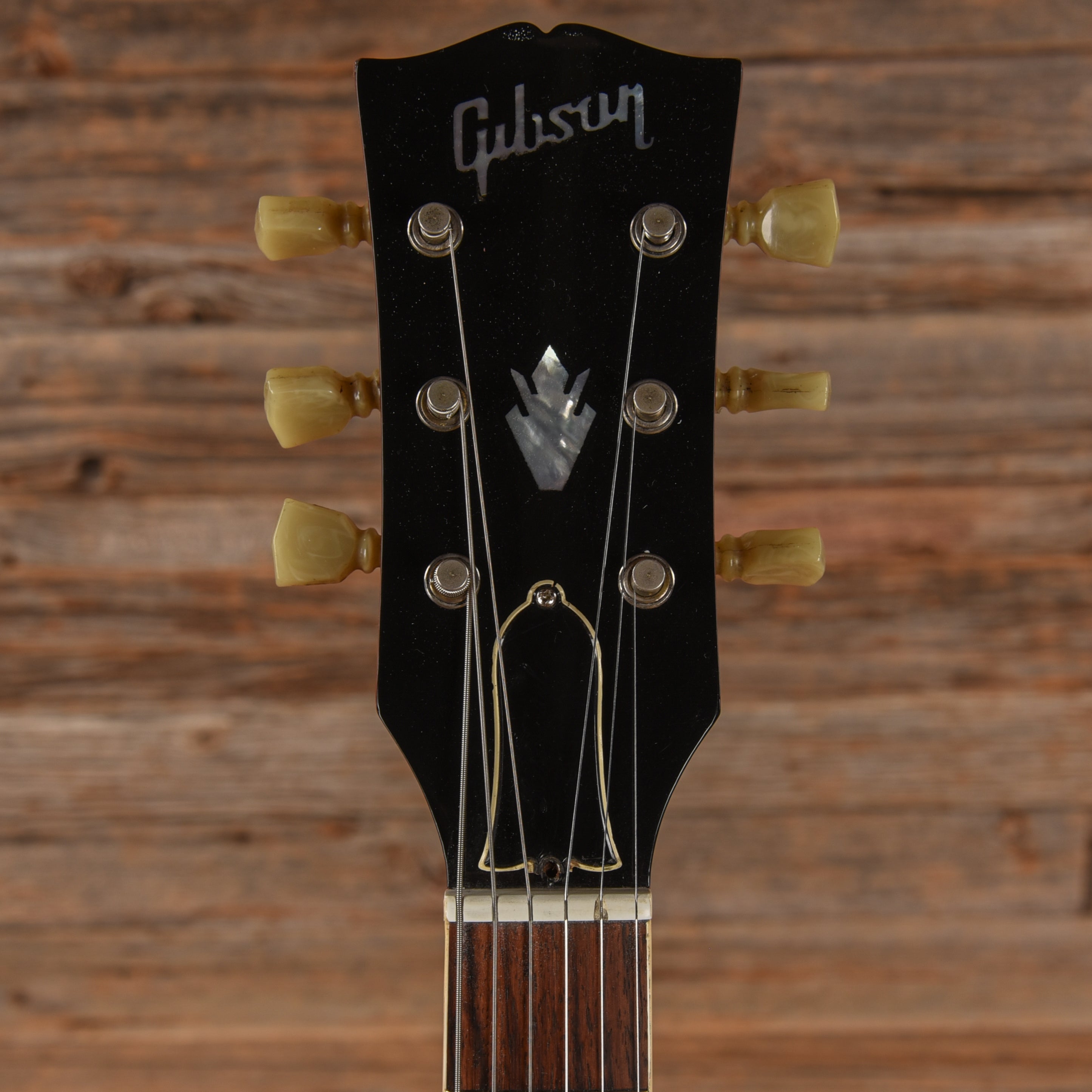 Gibson ES-335 Cherry Refin 1969