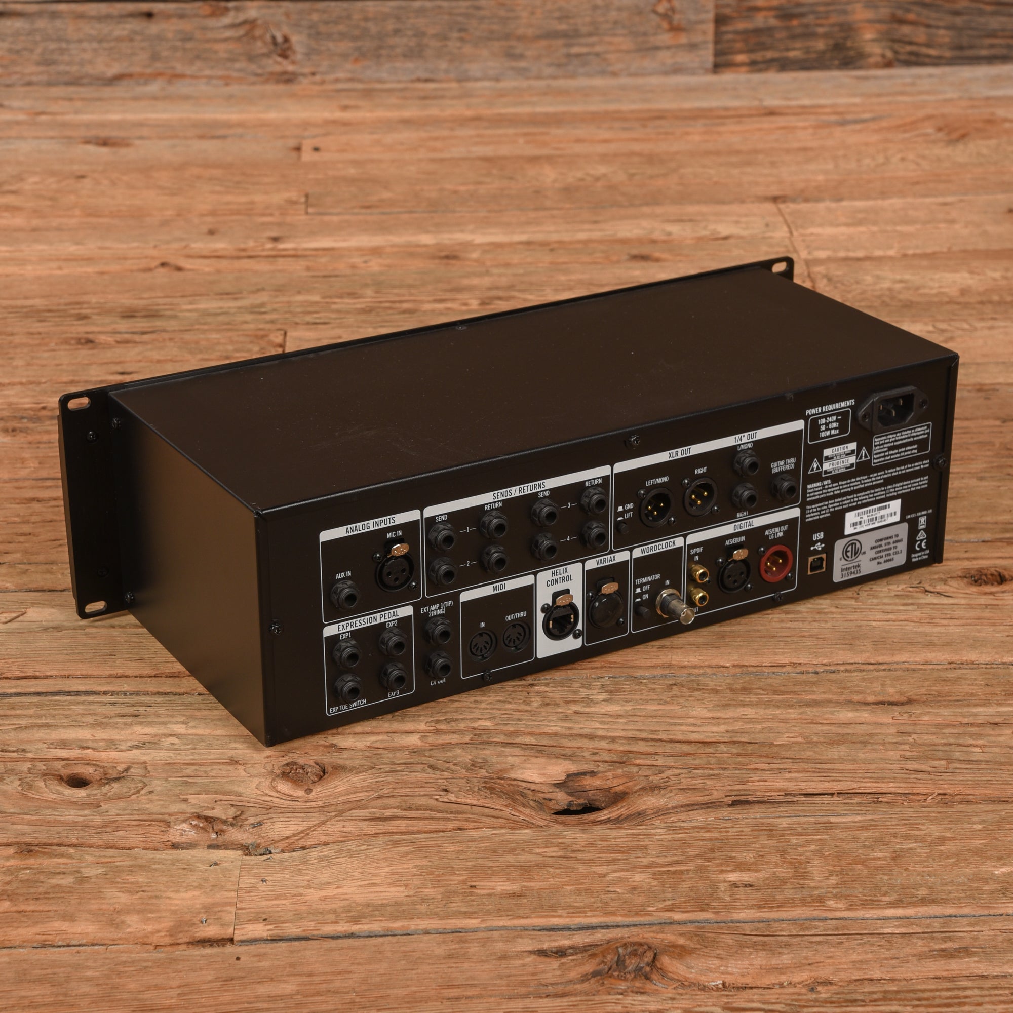 Line 6 Helix Rack with Foot Controller – Chicago Music Exchange