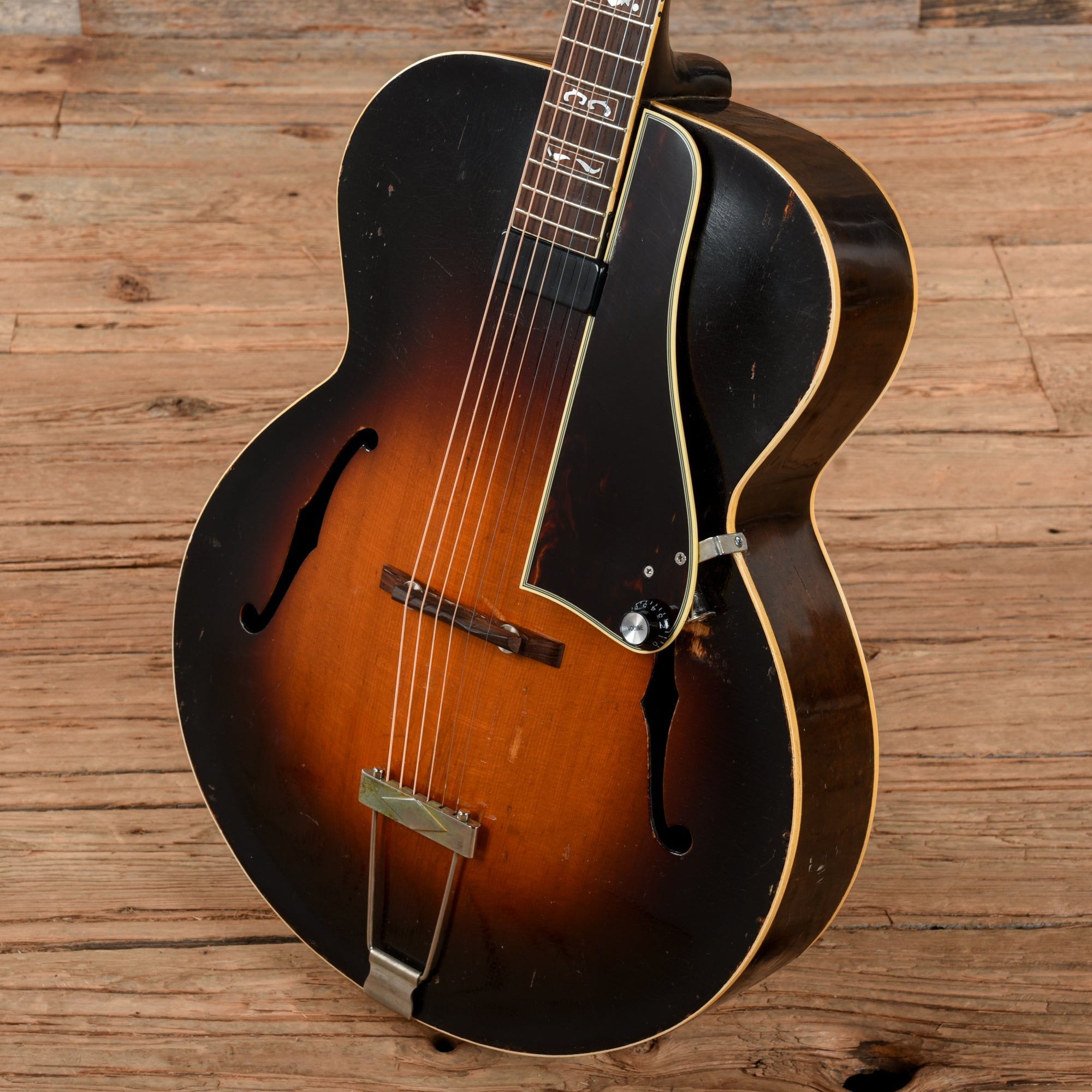 Gibson L7 Sunburst 1939