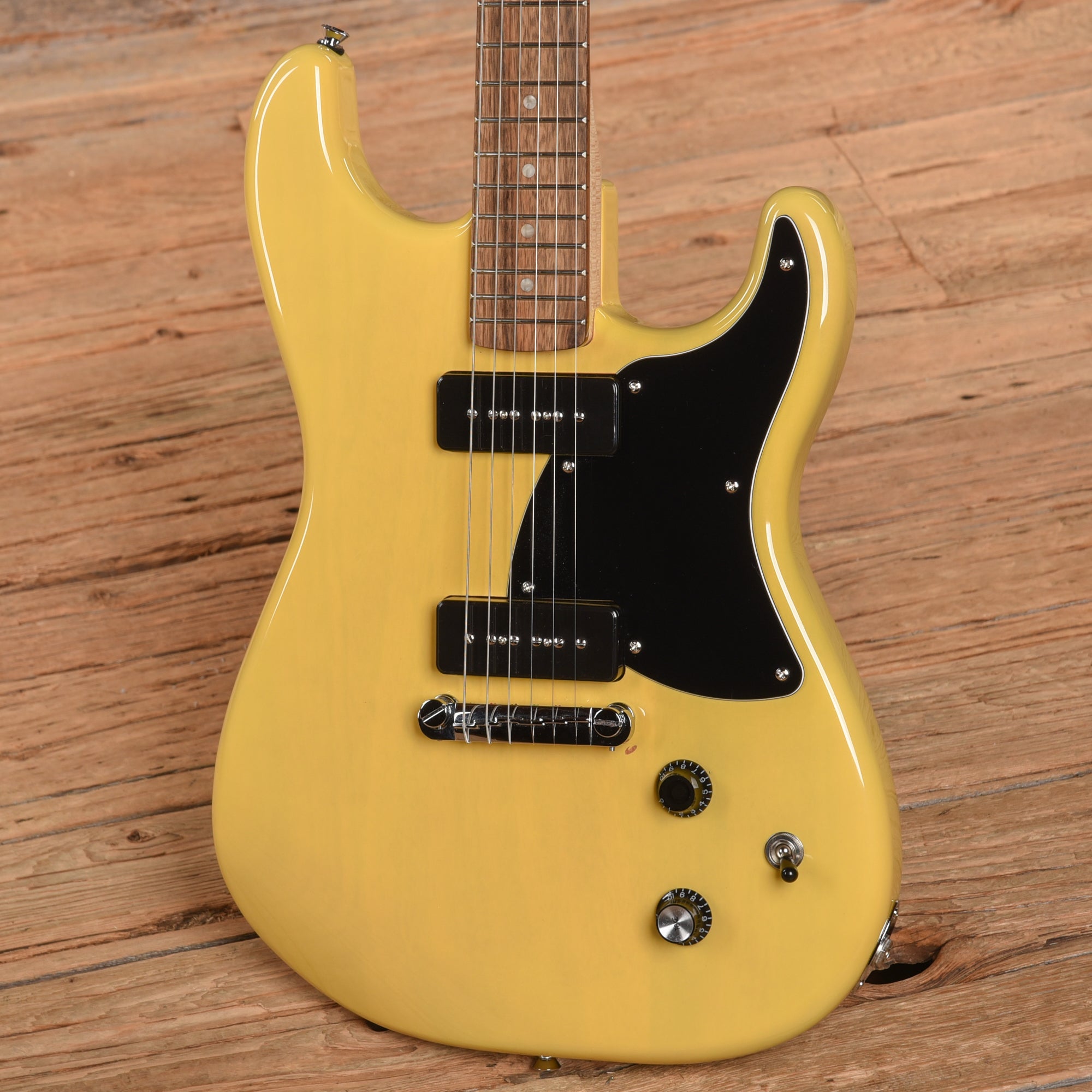 Squier Paranormal Strat-O-Sonic Butterscotch Blonde 2023