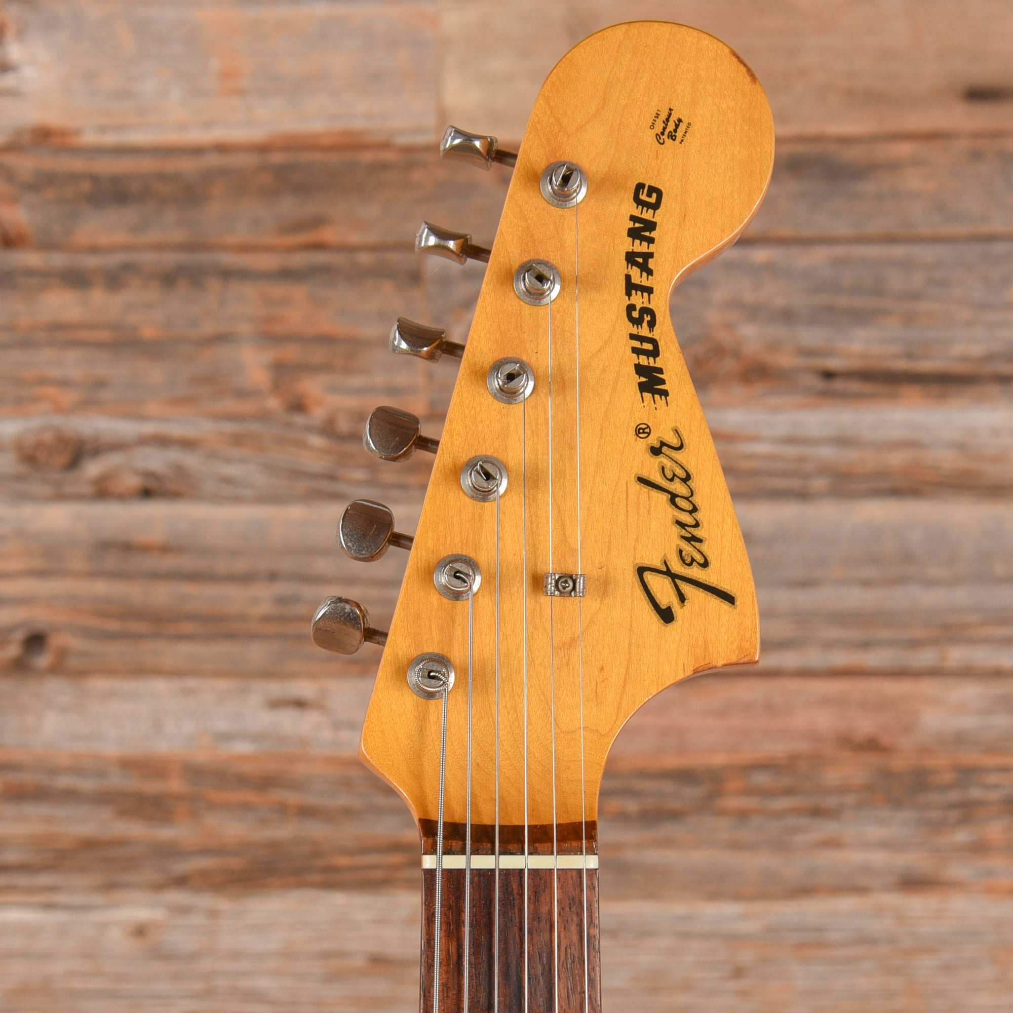 Fender MG-69 Mustang Reissue MIJ Competition Red 1990