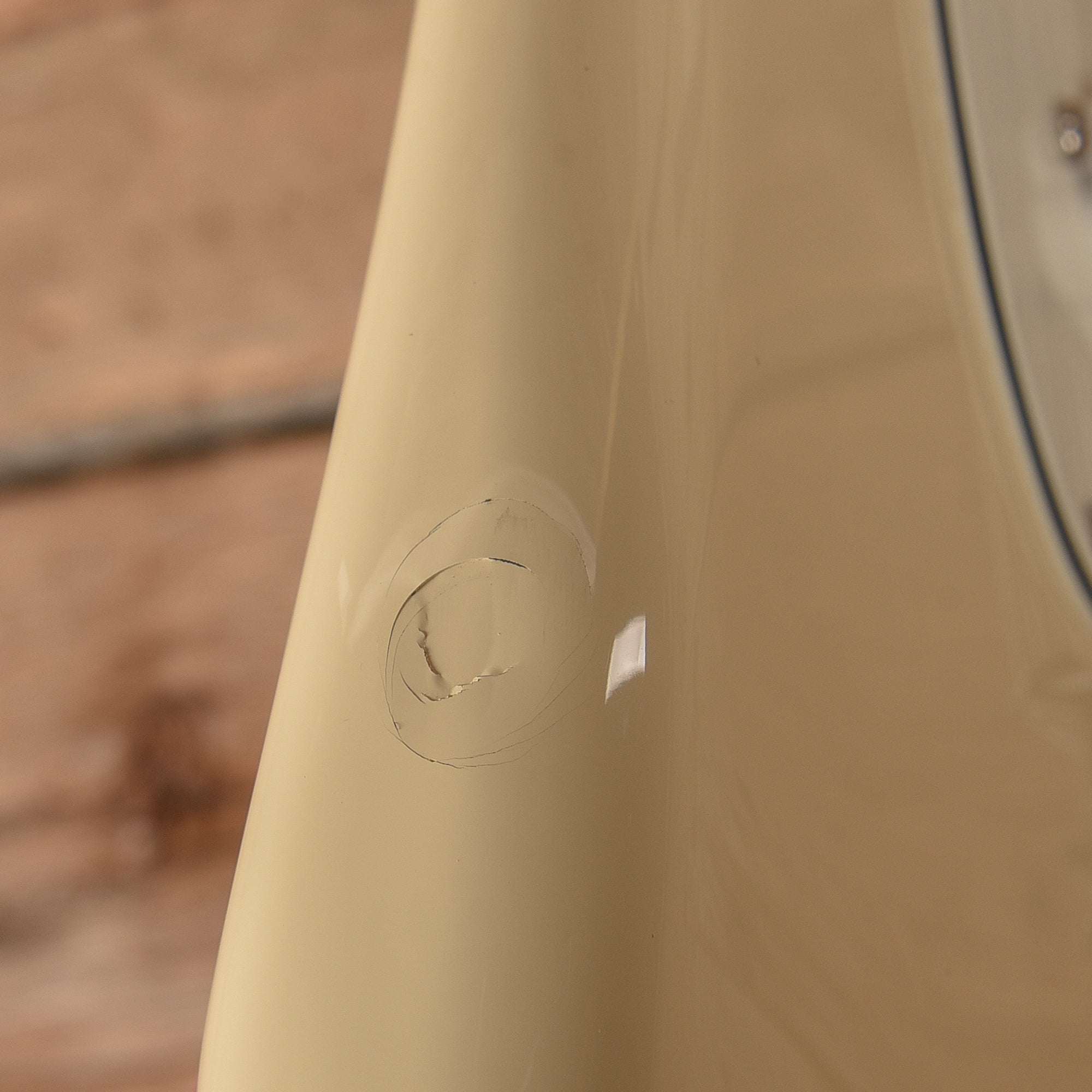 Fender EOB Ed O'Brien Signature Sustainer Stratocaster White 2022