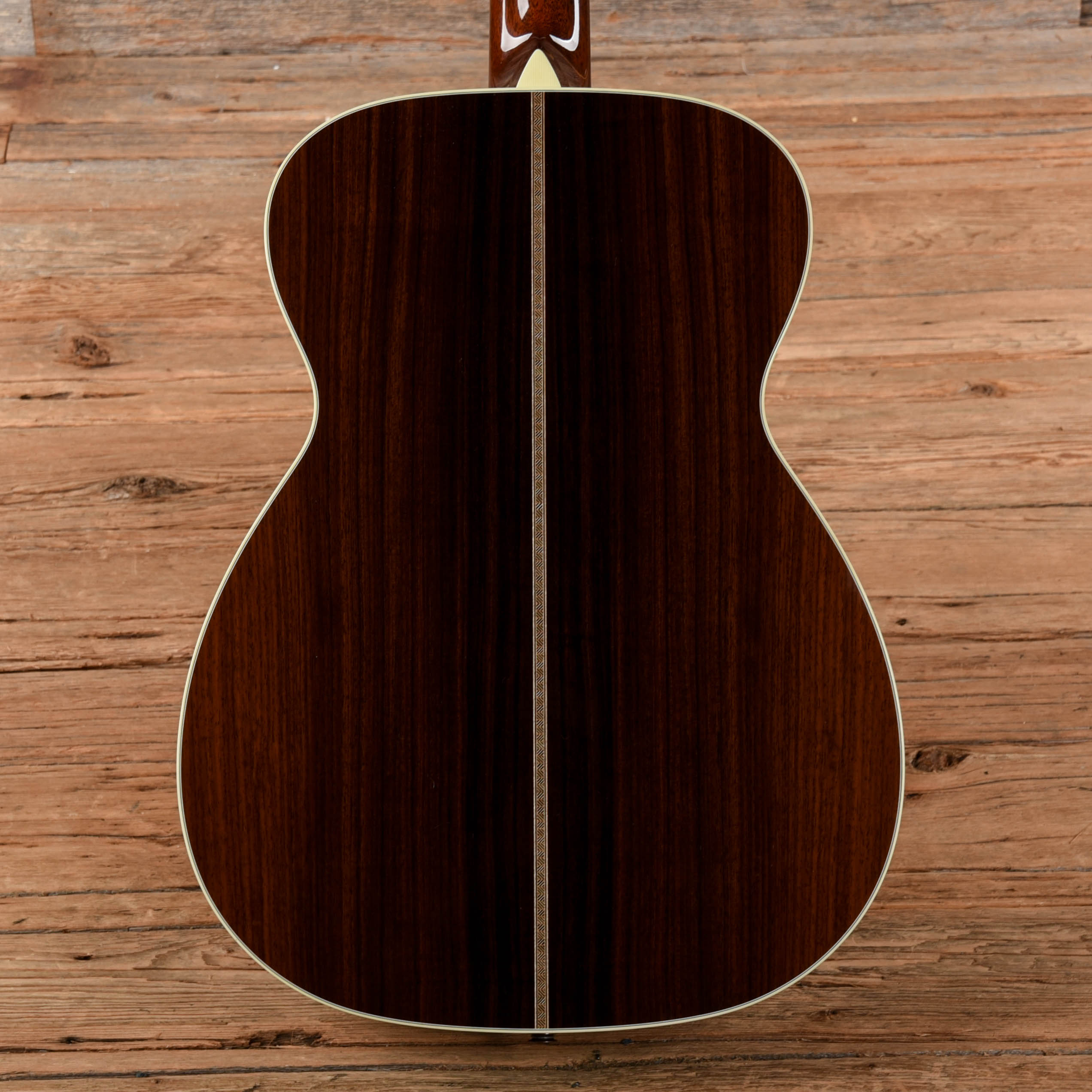 Collings 002H 14-Fret Natural