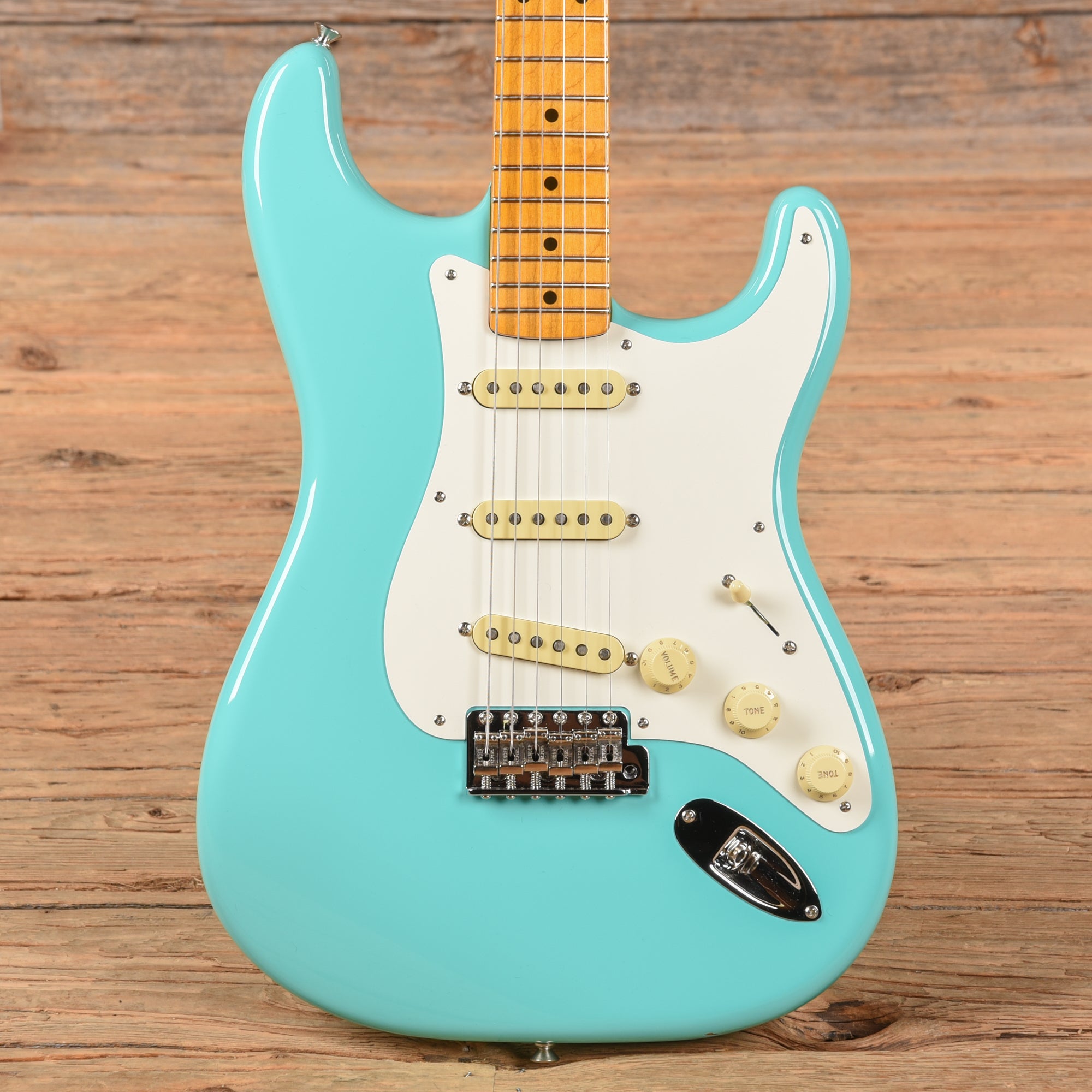Fender American Vintage II 57 Stratocaster Sea Foam Green 2024