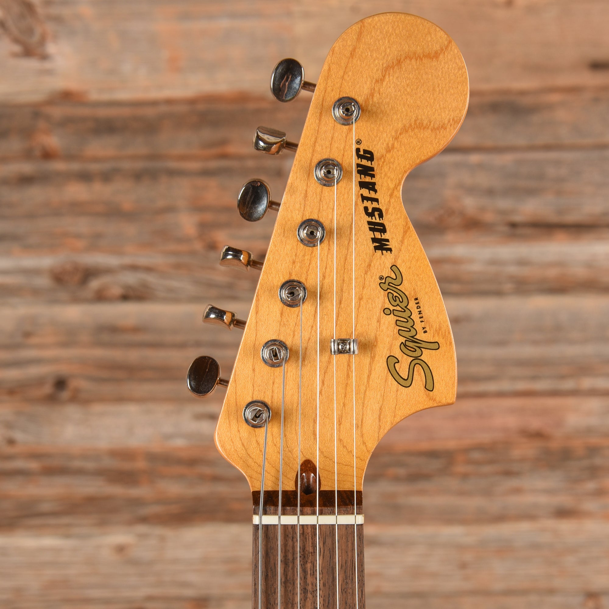 Squier Classic Vibe '60s Competition Mustang Capri Orange w/Dakota Red Stripe