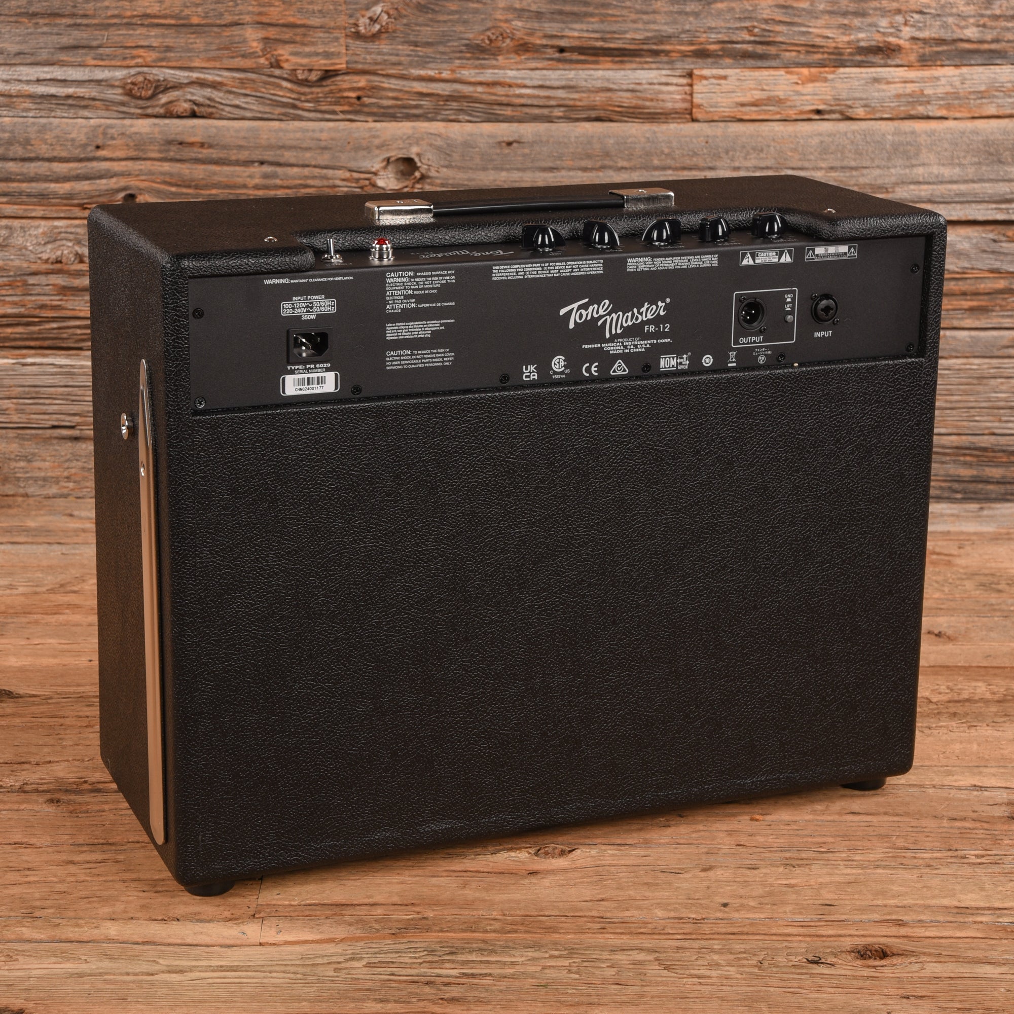 Fender FR-12 Powered Speaker Cabinet