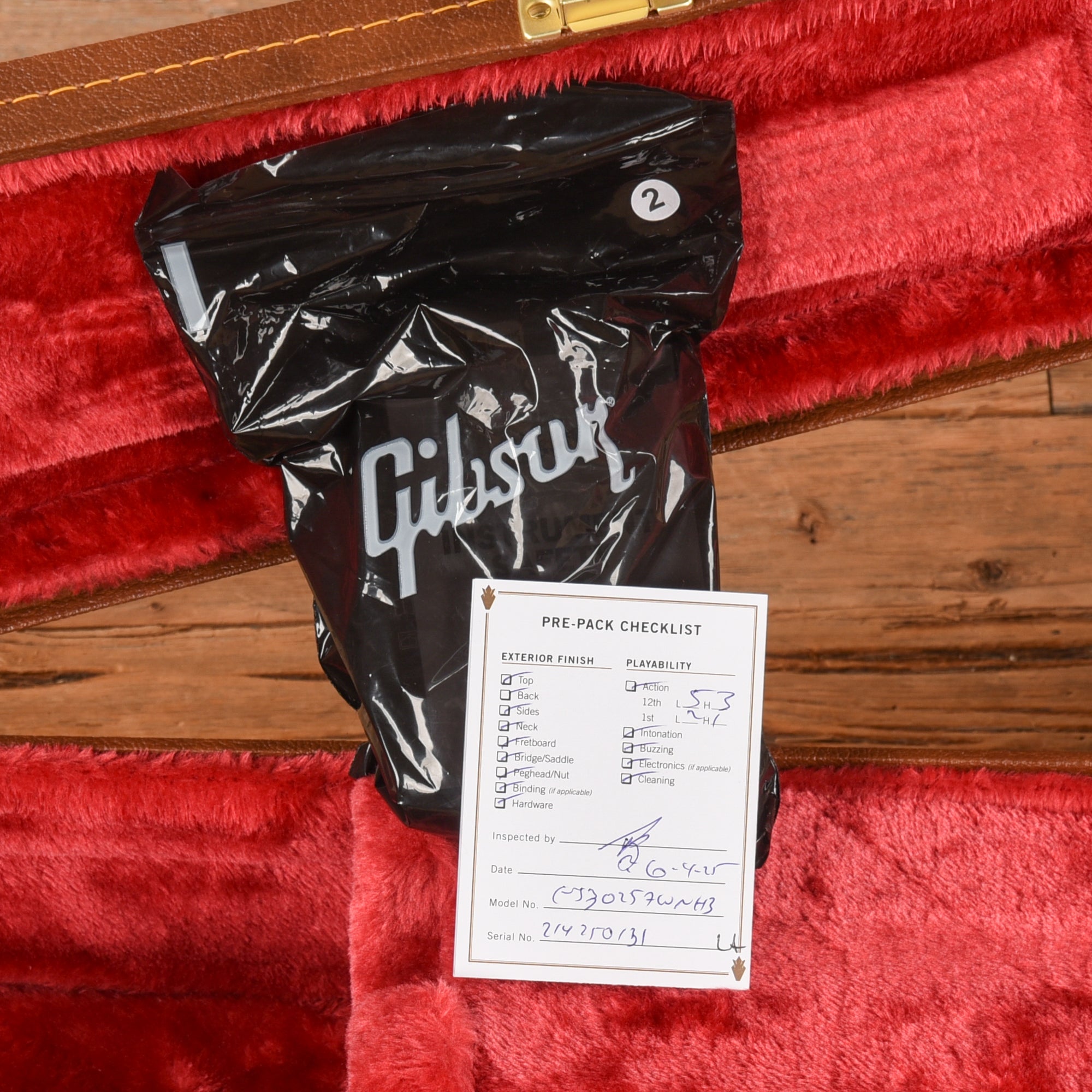 Gibson ES-330 Walnut 2025