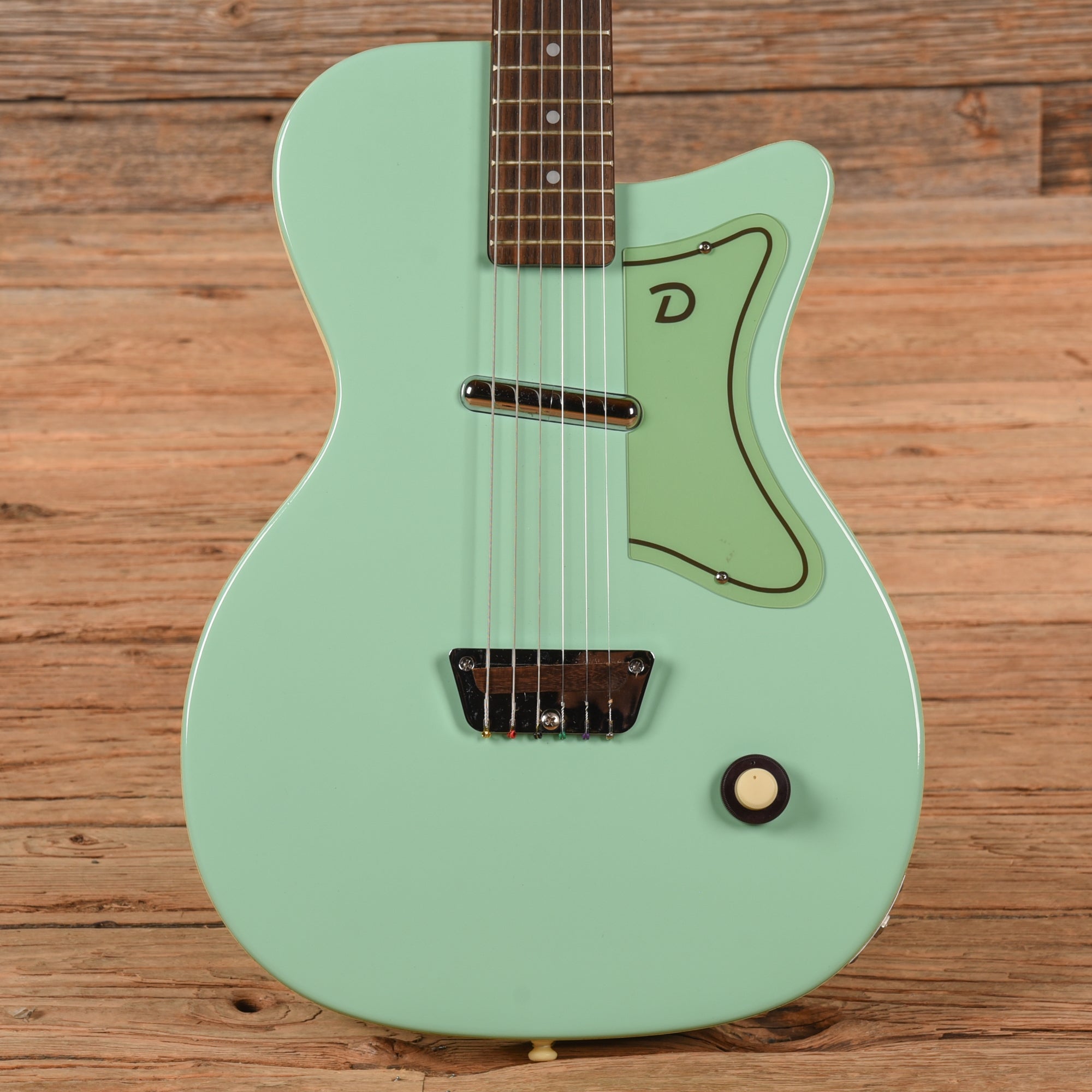 Danelectro 56 U-1 Surf Green 1998 – Chicago Music Exchange
