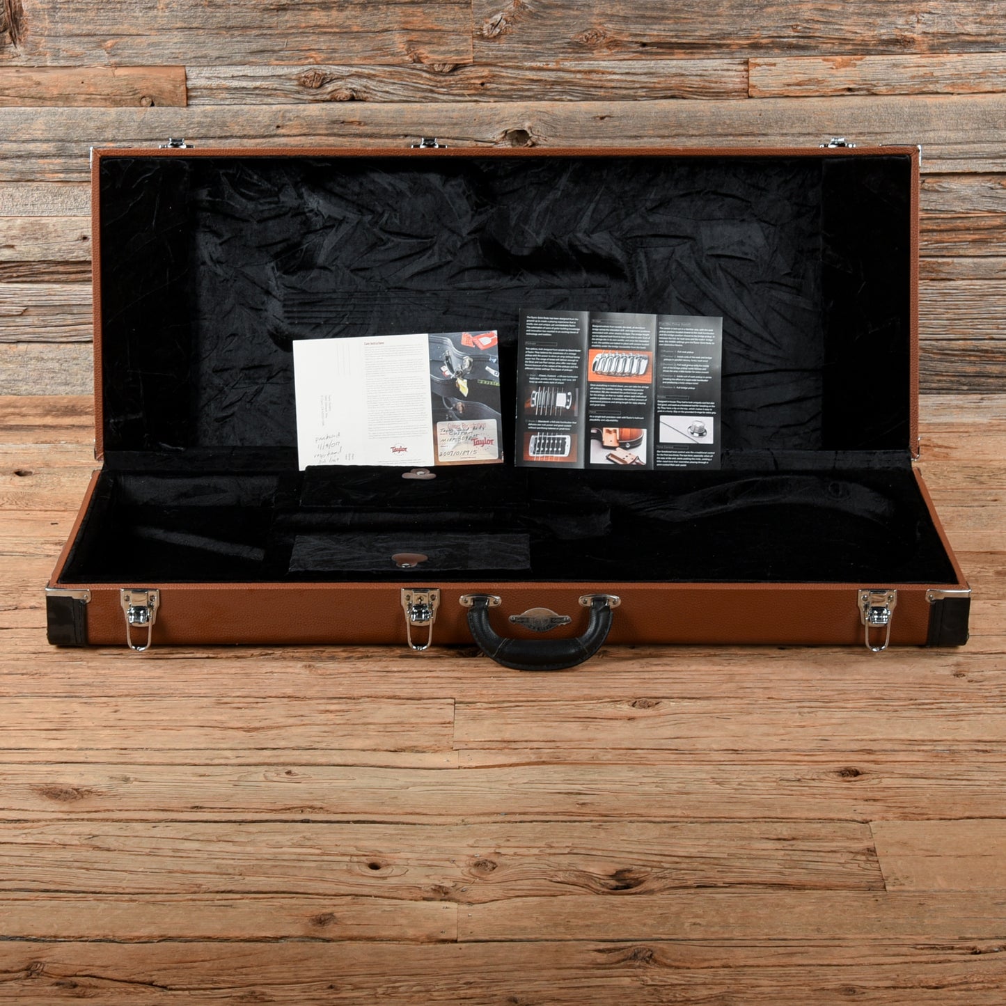 Taylor Solidbody Custom Walnut 2007