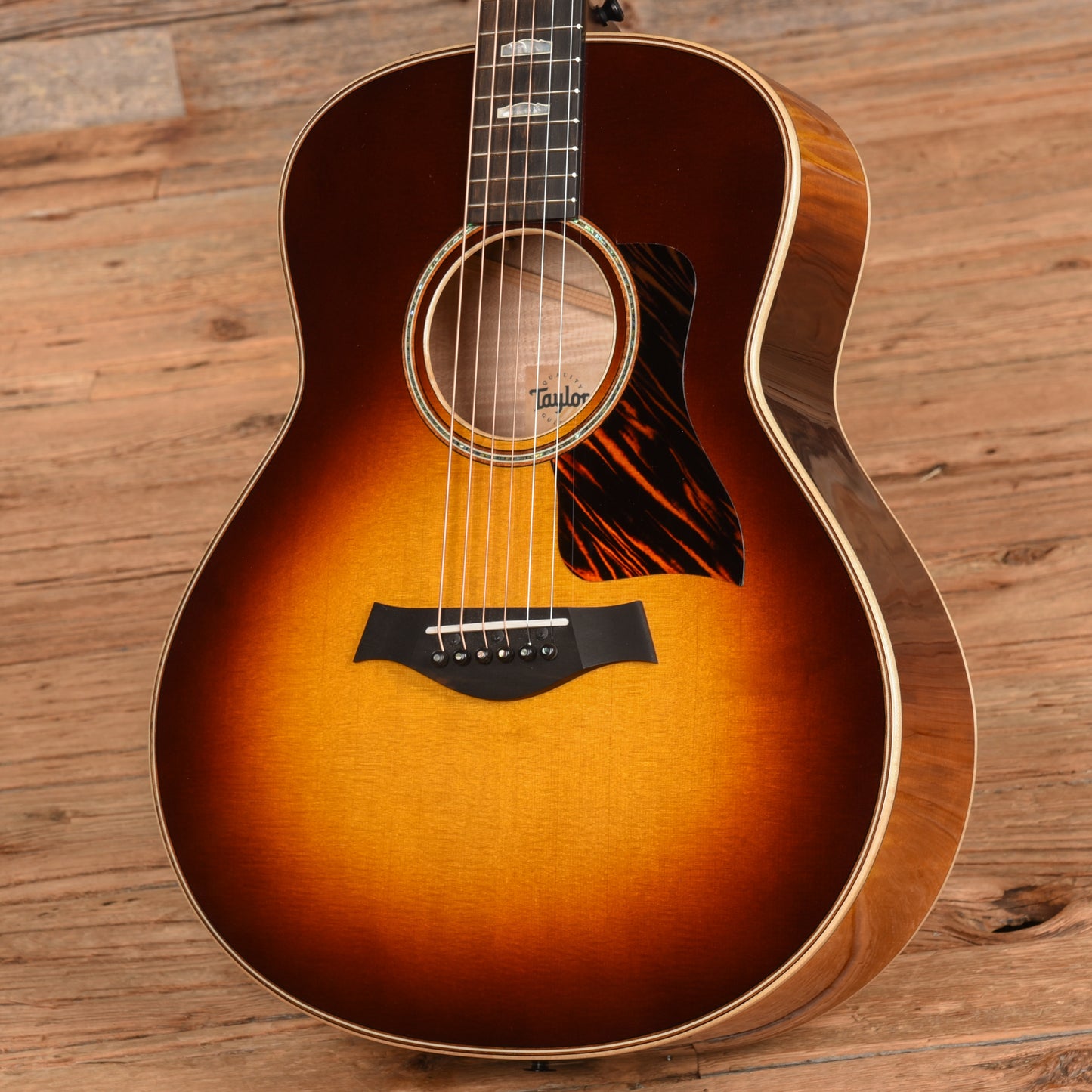 Taylor GT 611e LTD Tobacco Sunburst 2022