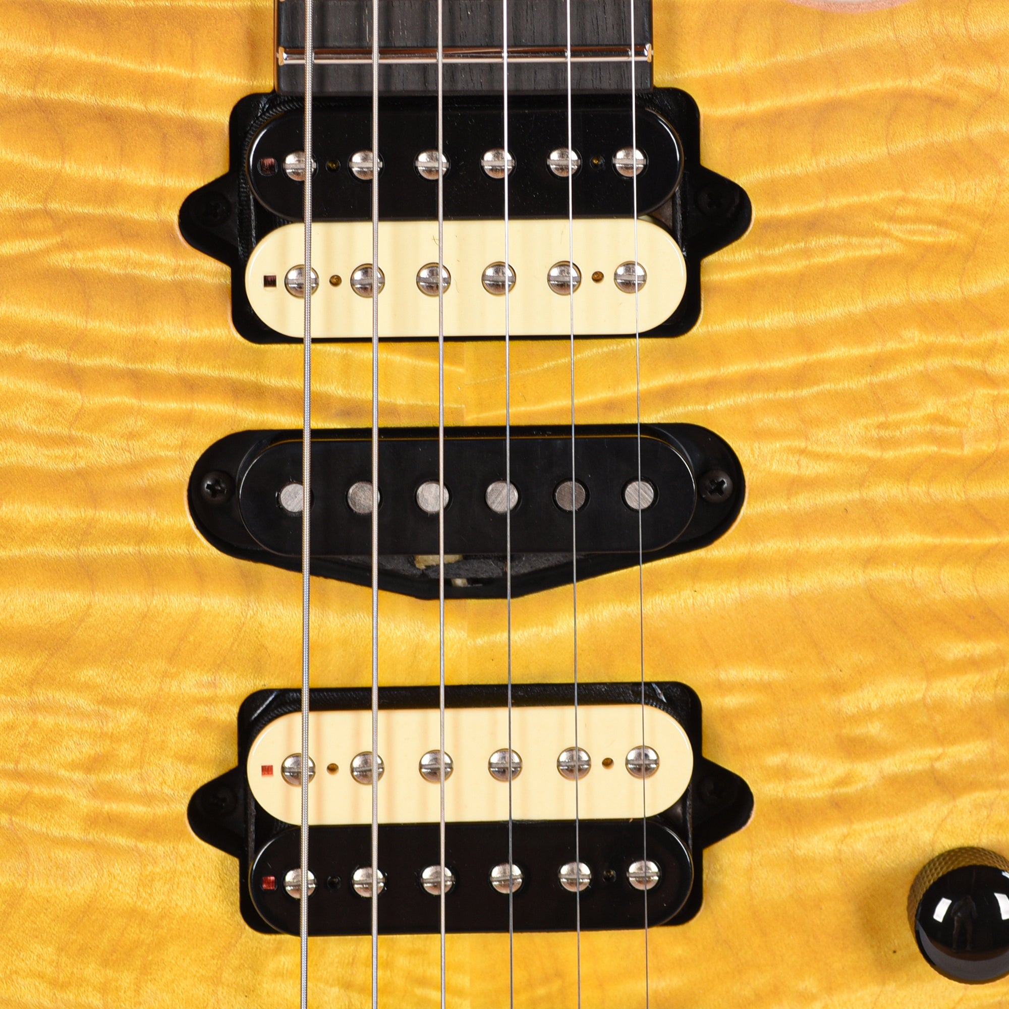 Suhr Custom Modern Trans Lemon Yellow w/CME-Selected Quilt Maple Top