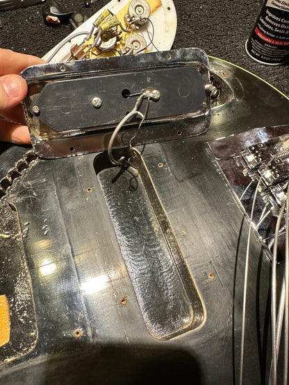 Rickenbacker 4001 Jetglo 1976