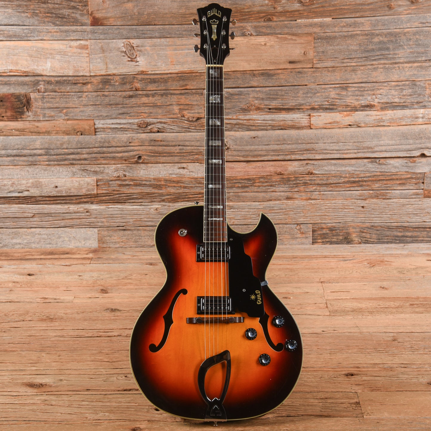 Guild CE-100D Sunburst 1965