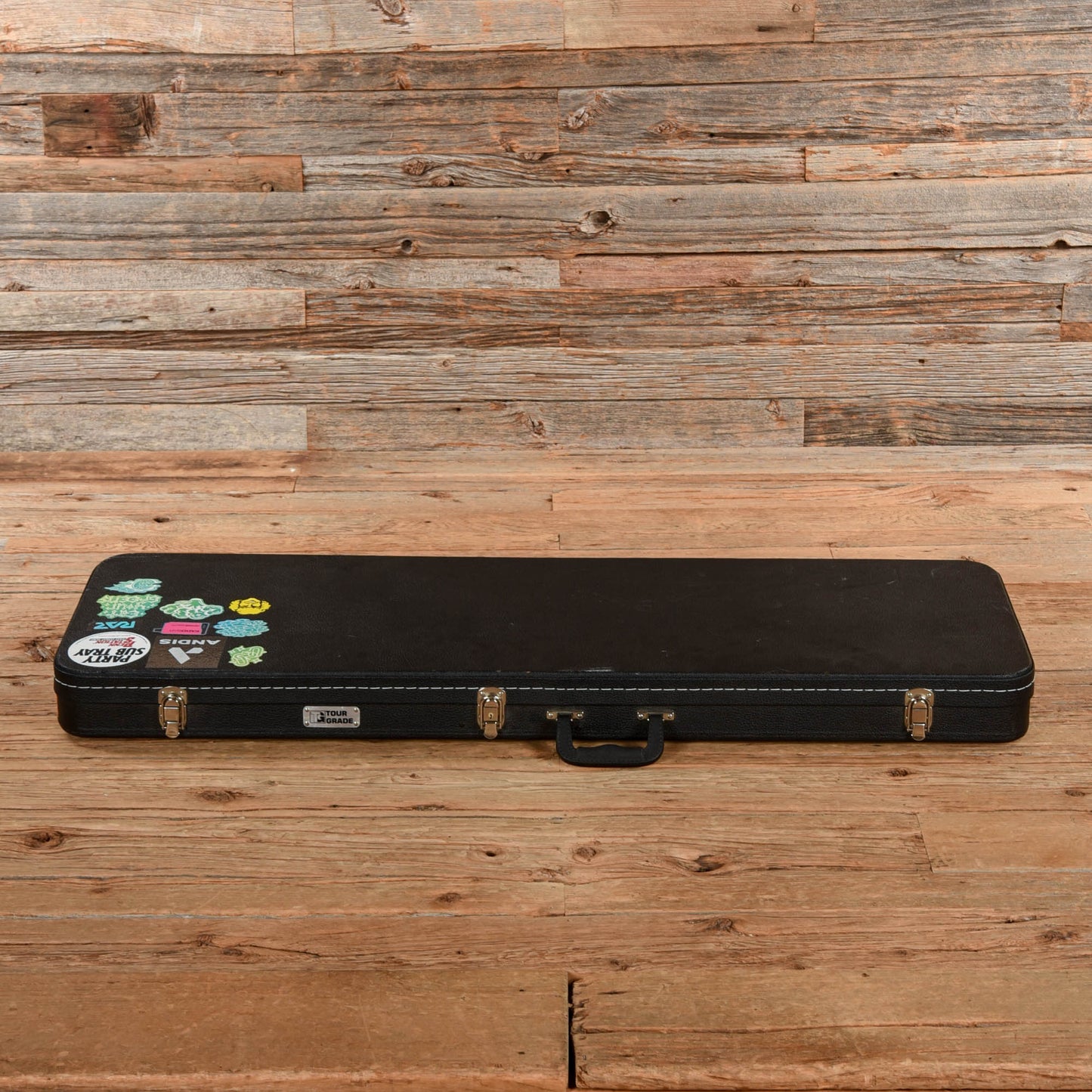 Fender Deluxe Active Jazz Bass Surf Pearl 2018