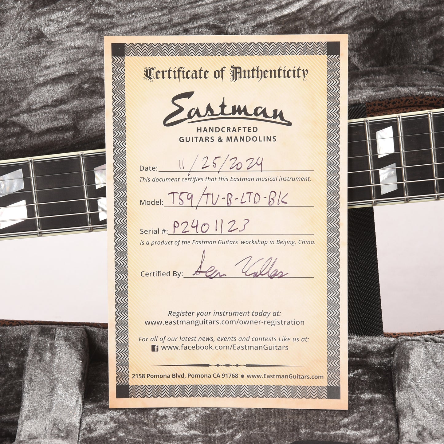 Eastman Limited Edition T59 Truetone Vintage Black w/Bigsby