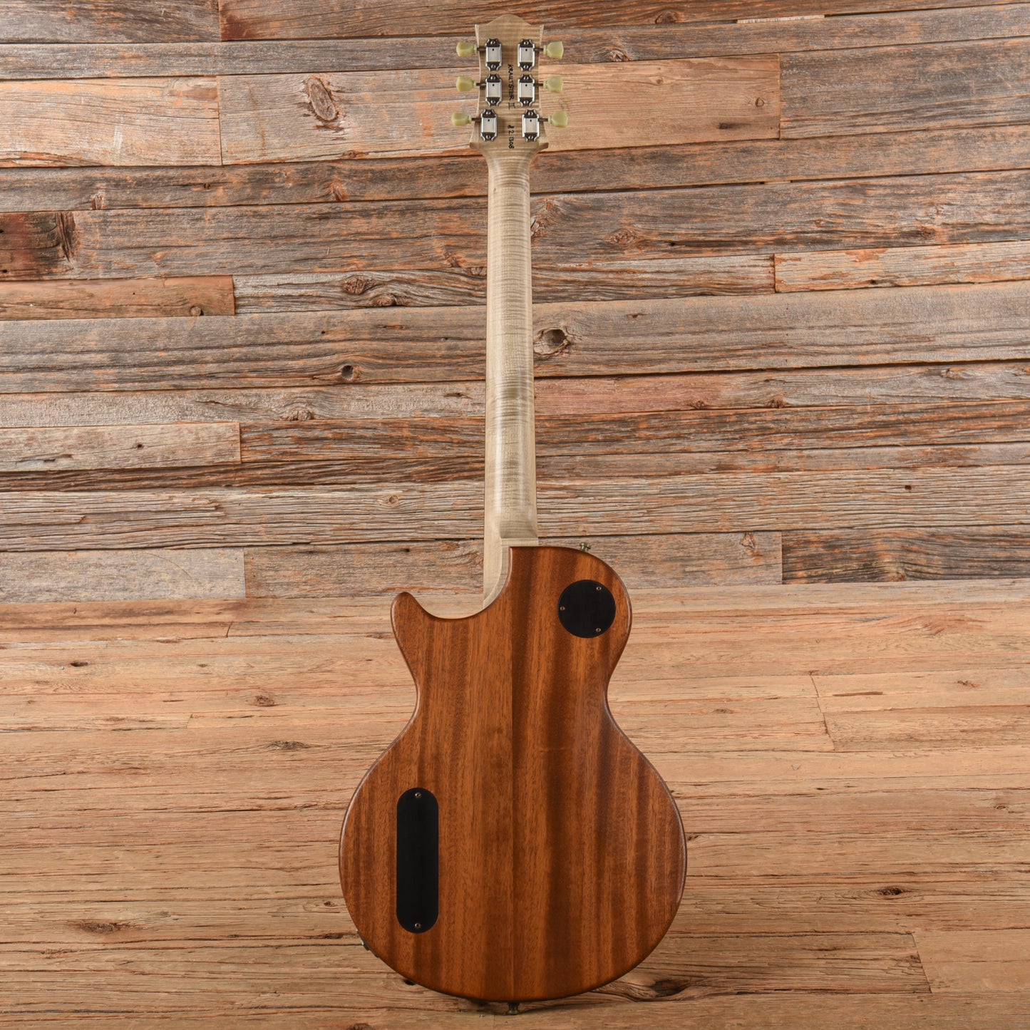 Nik Huber Krautster 2 Worn Vintage White 2012