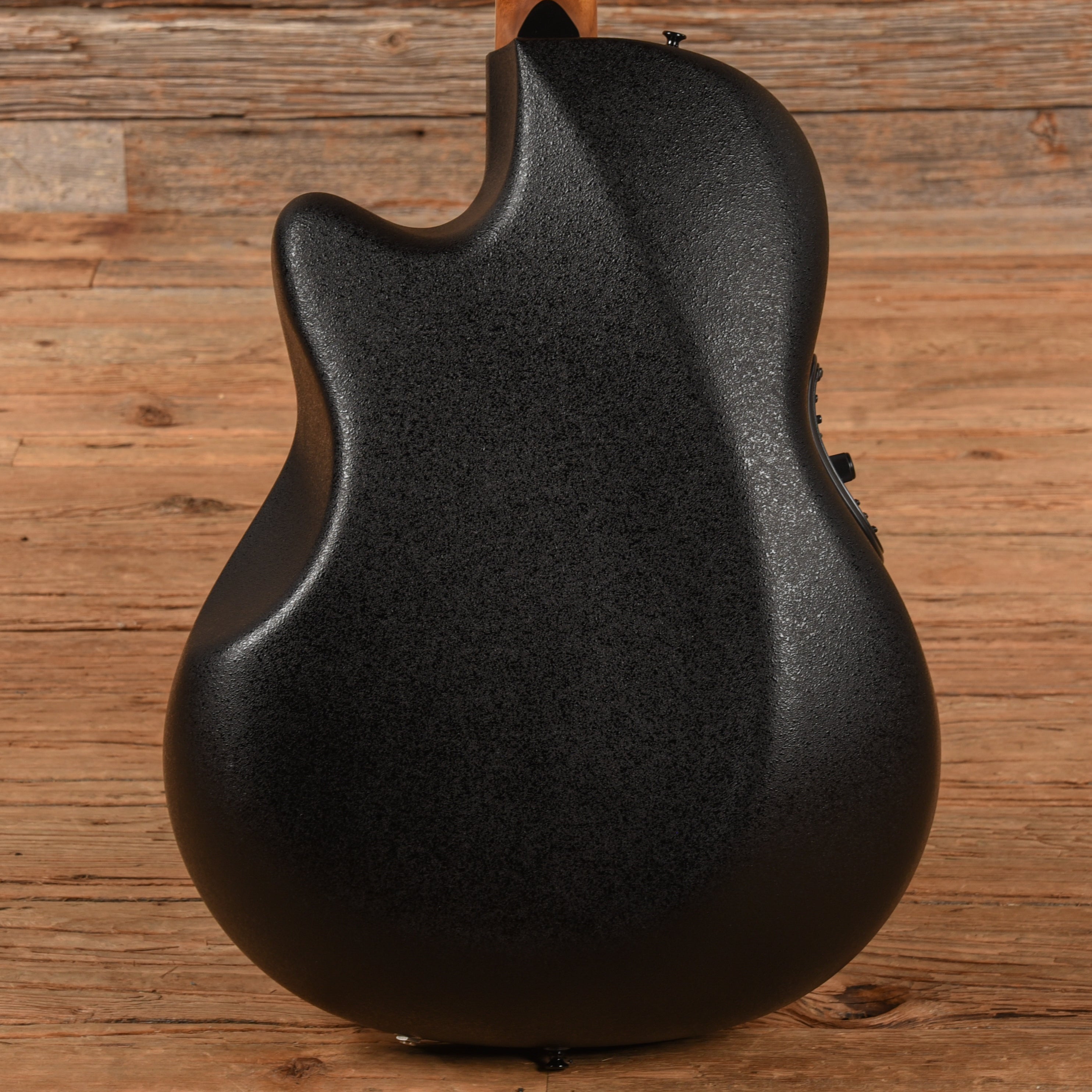 Ovation 2071 Ultra Black