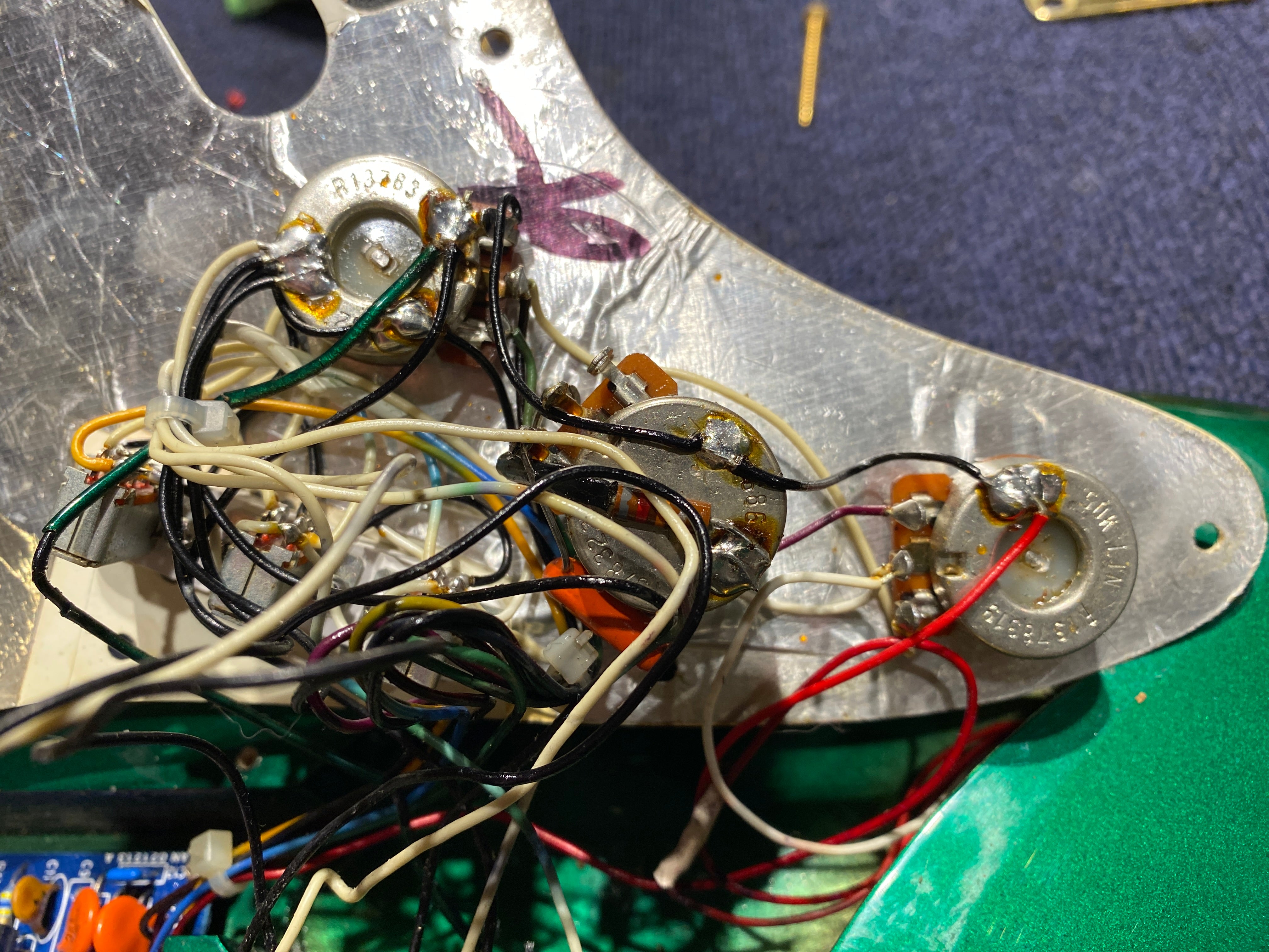 Fender Gold Elite Stratocaster Candy Apple Green 1983